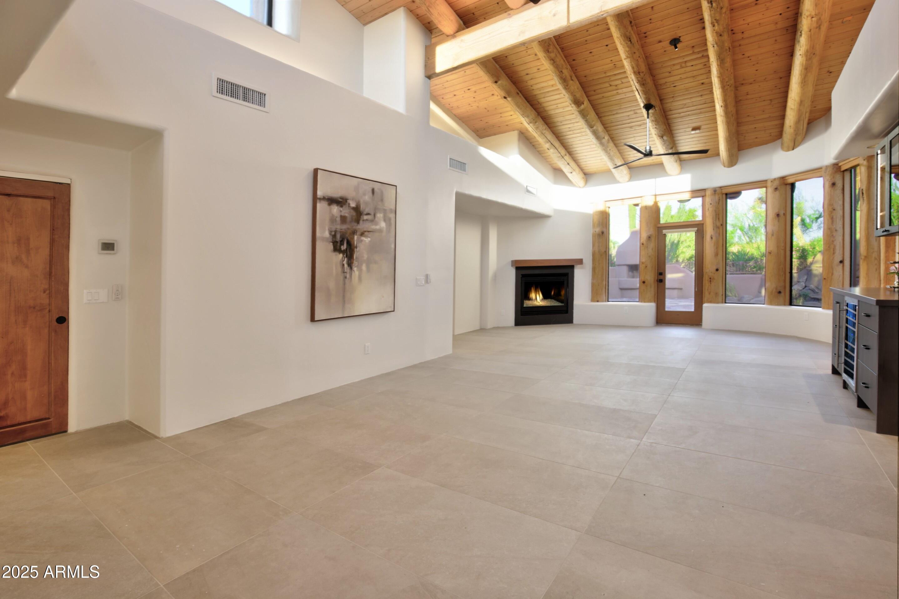 1637 N QUARTZ VALLEY Road