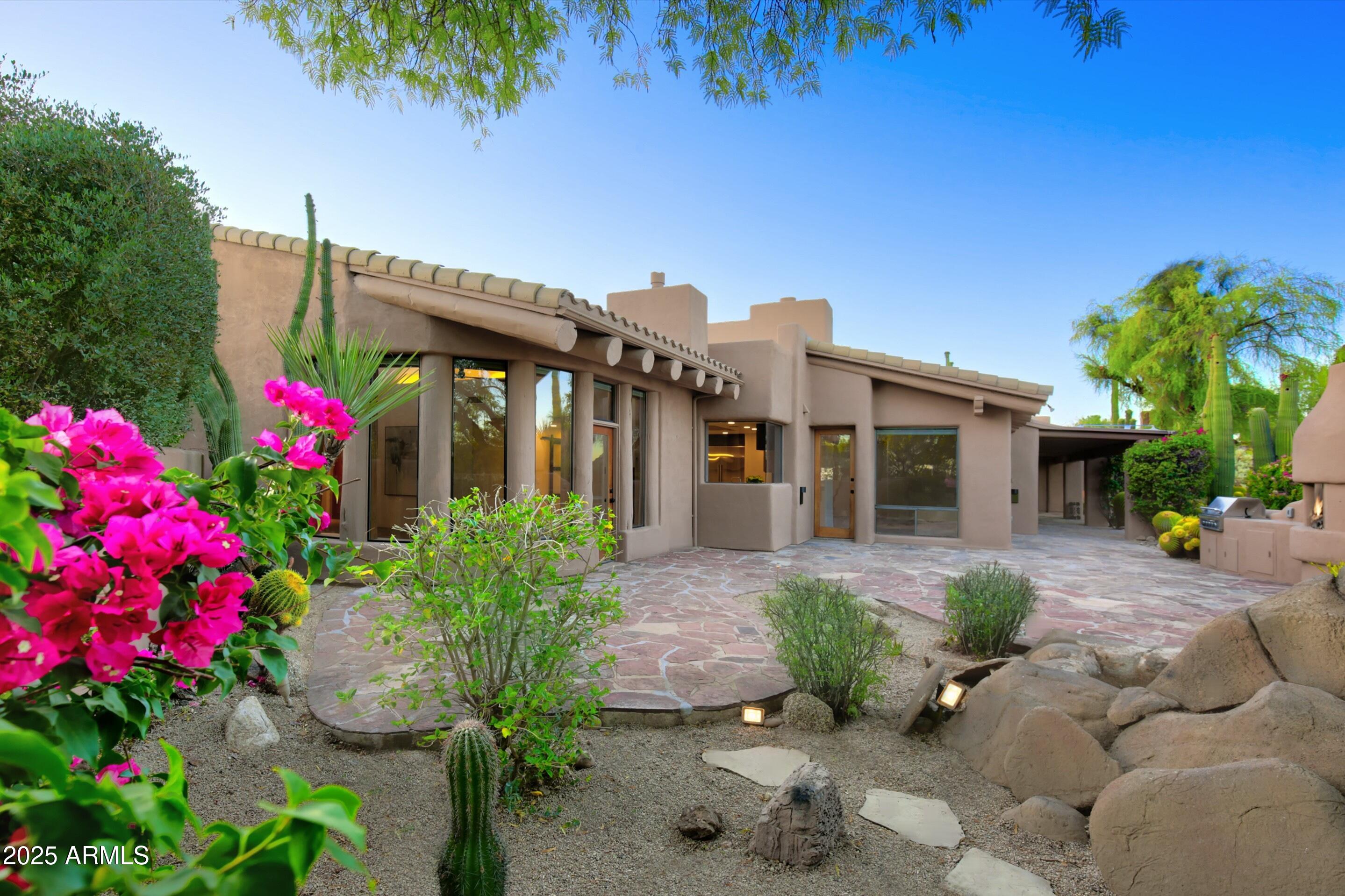 1637 N QUARTZ VALLEY Road