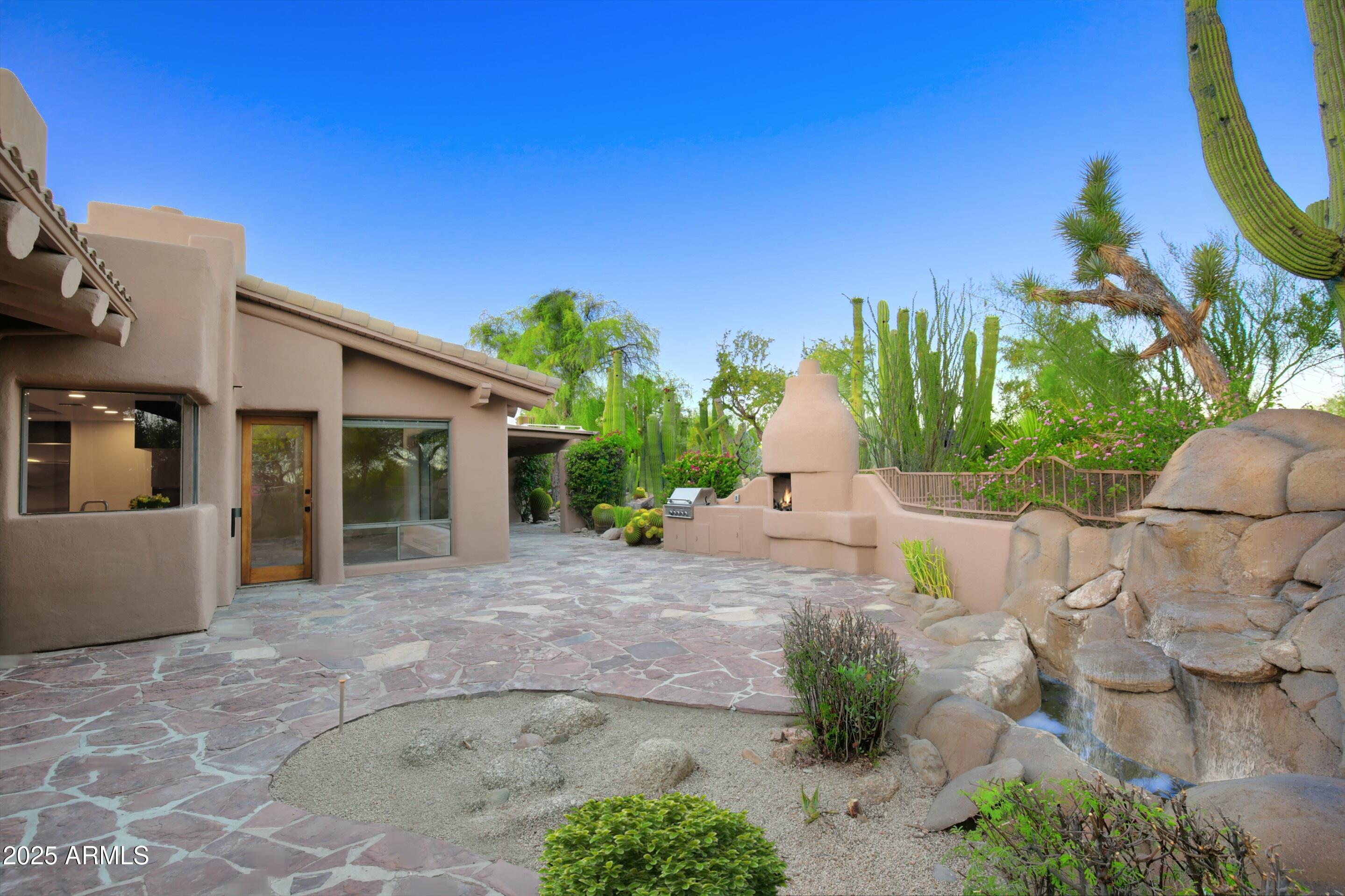 1637 N QUARTZ VALLEY Road