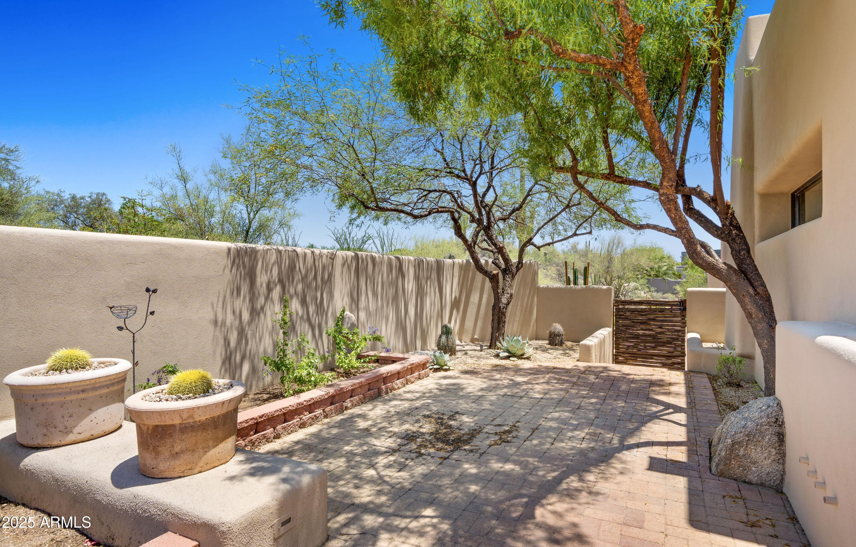 2304 FOX TAIL Trail
