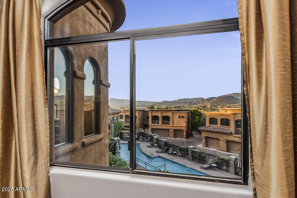 7199 E RIDGEVIEW Place, 221