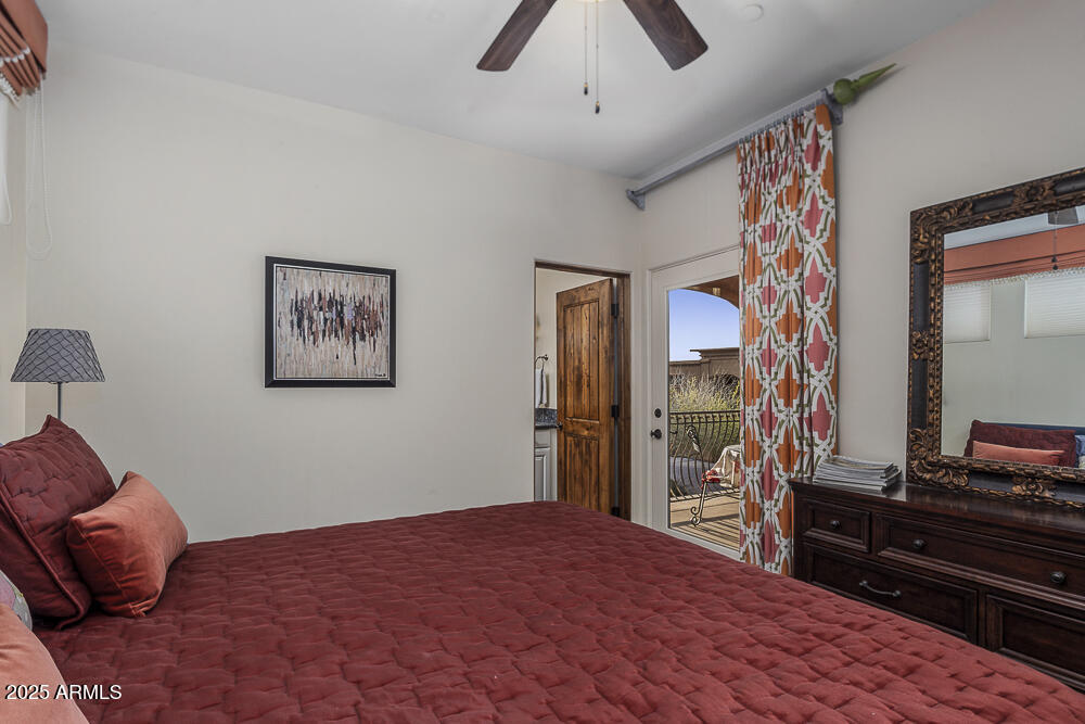 7199 E RIDGEVIEW Place, 221