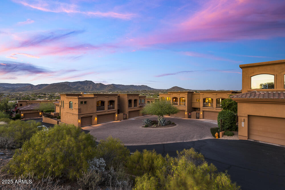 7199 E RIDGEVIEW Place, 221