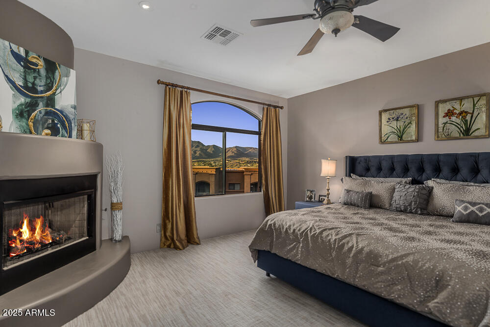 7199 E RIDGEVIEW Place, 221