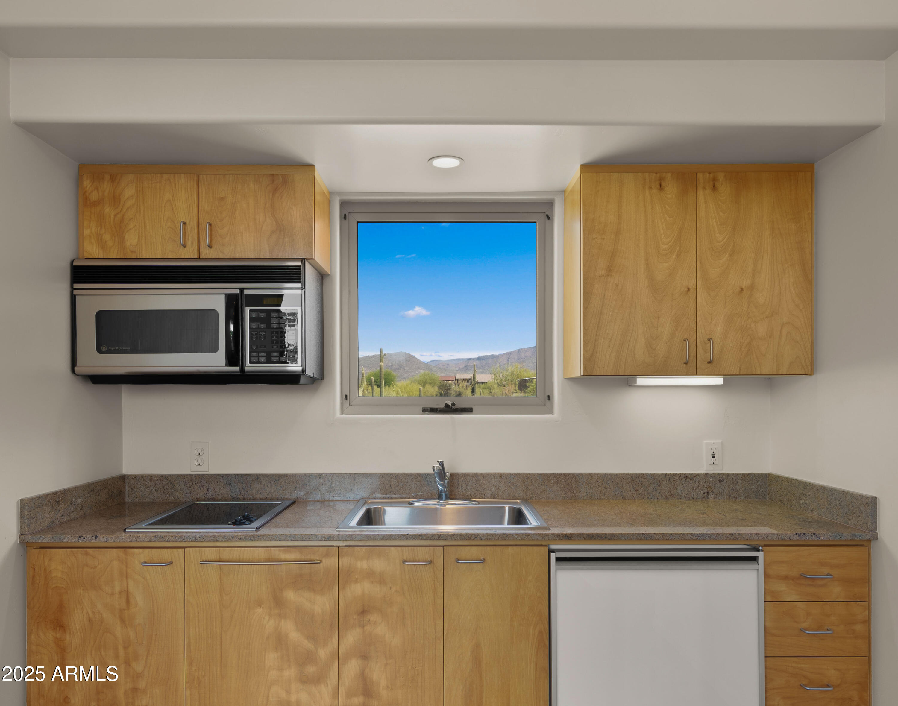 37636 N ROUND ROBIN Court