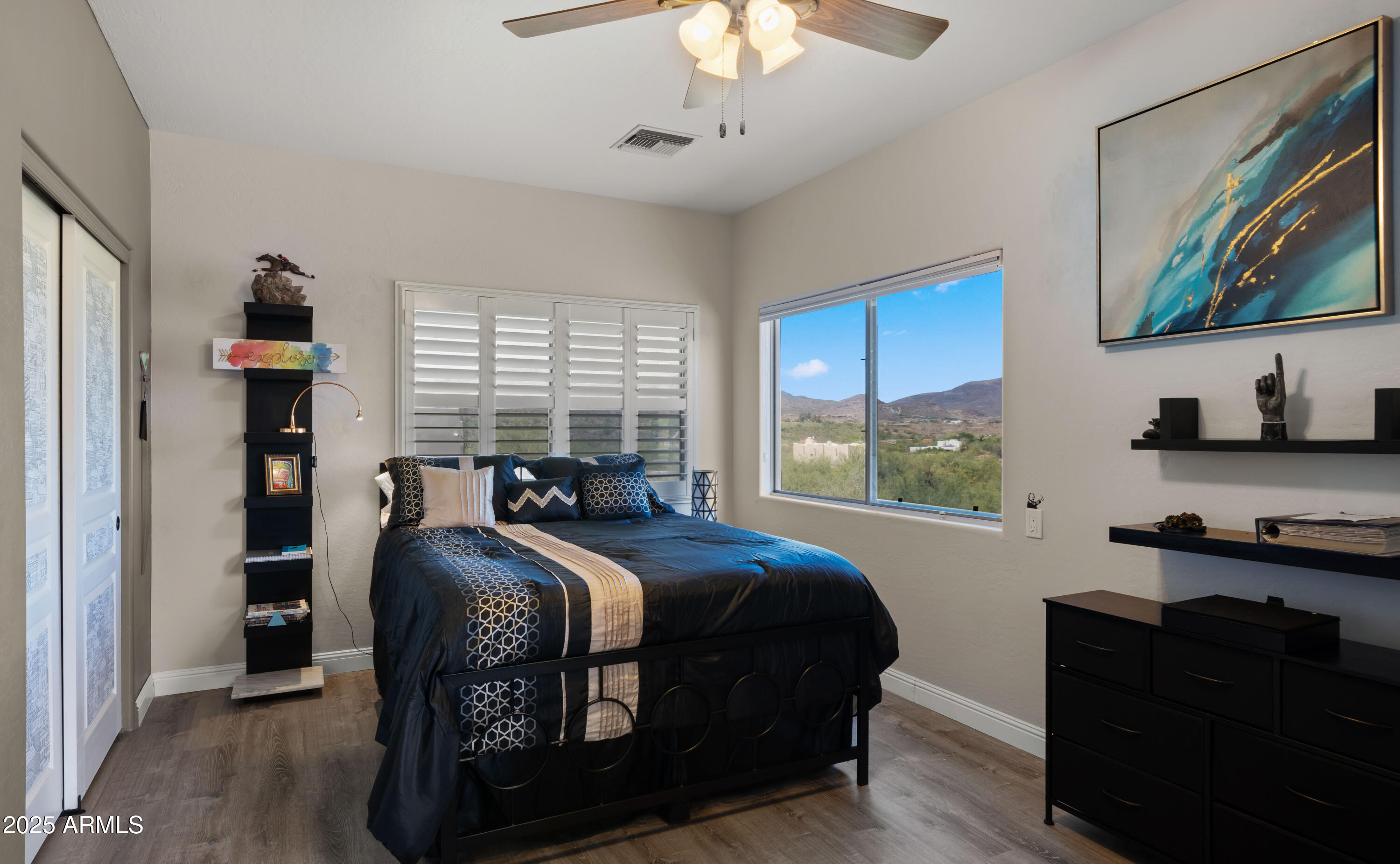 5640 E MIRAMONTE Drive