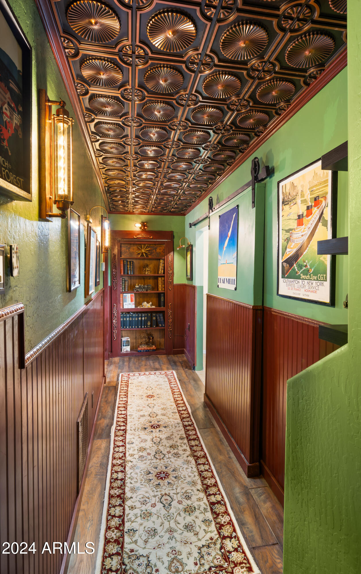 5640 E MIRAMONTE Drive