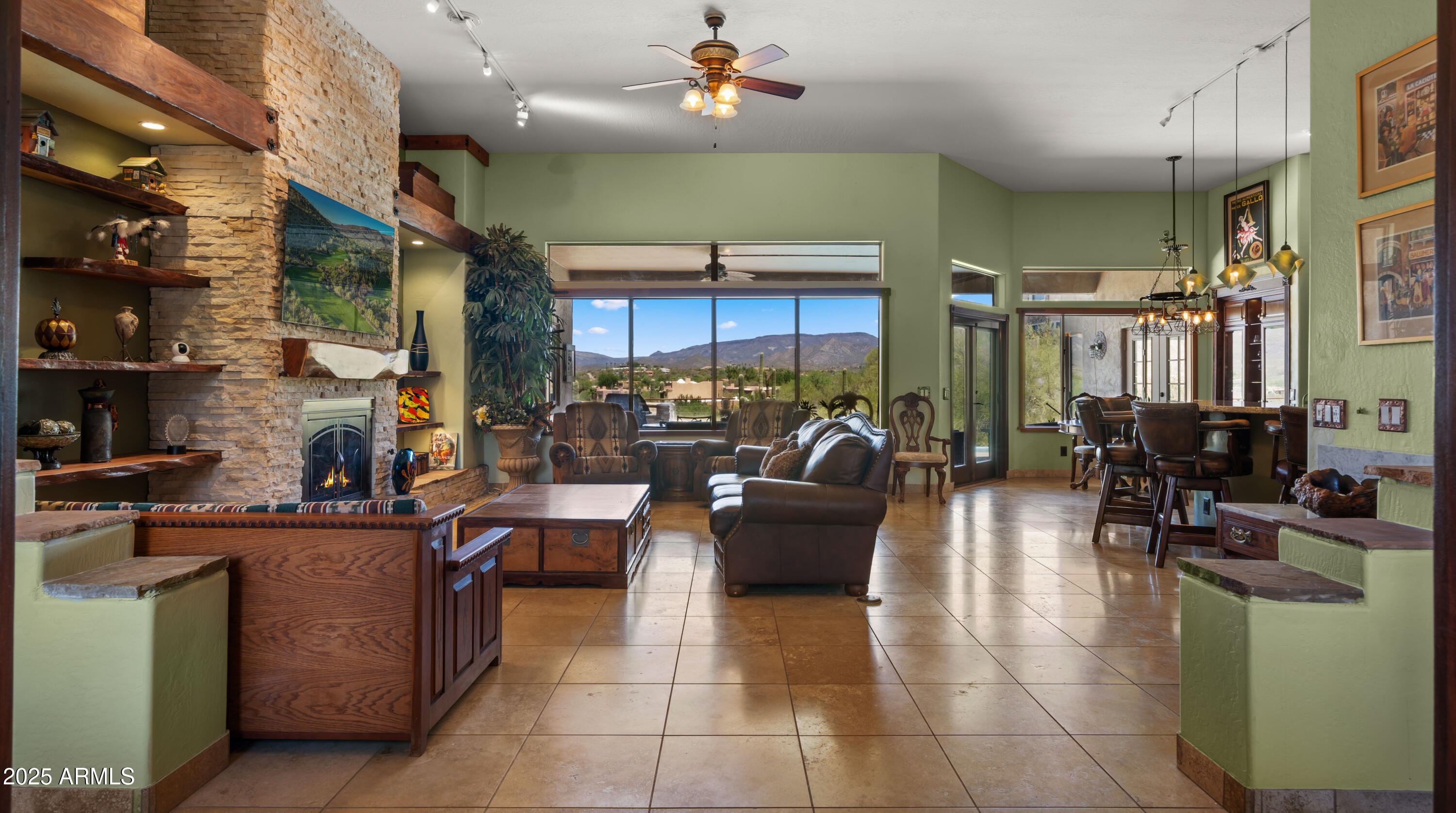 5640 E MIRAMONTE Drive