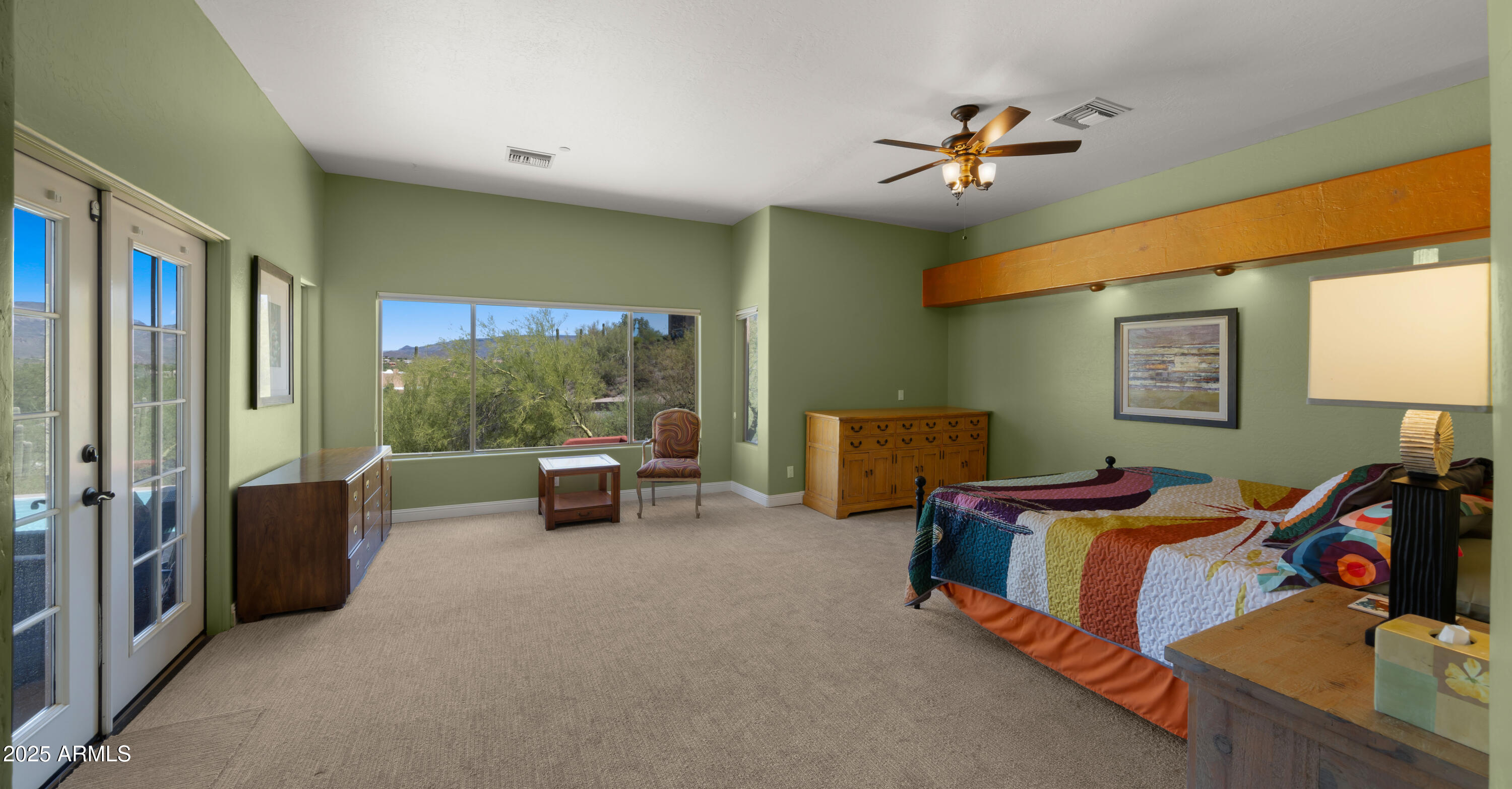 5640 E MIRAMONTE Drive