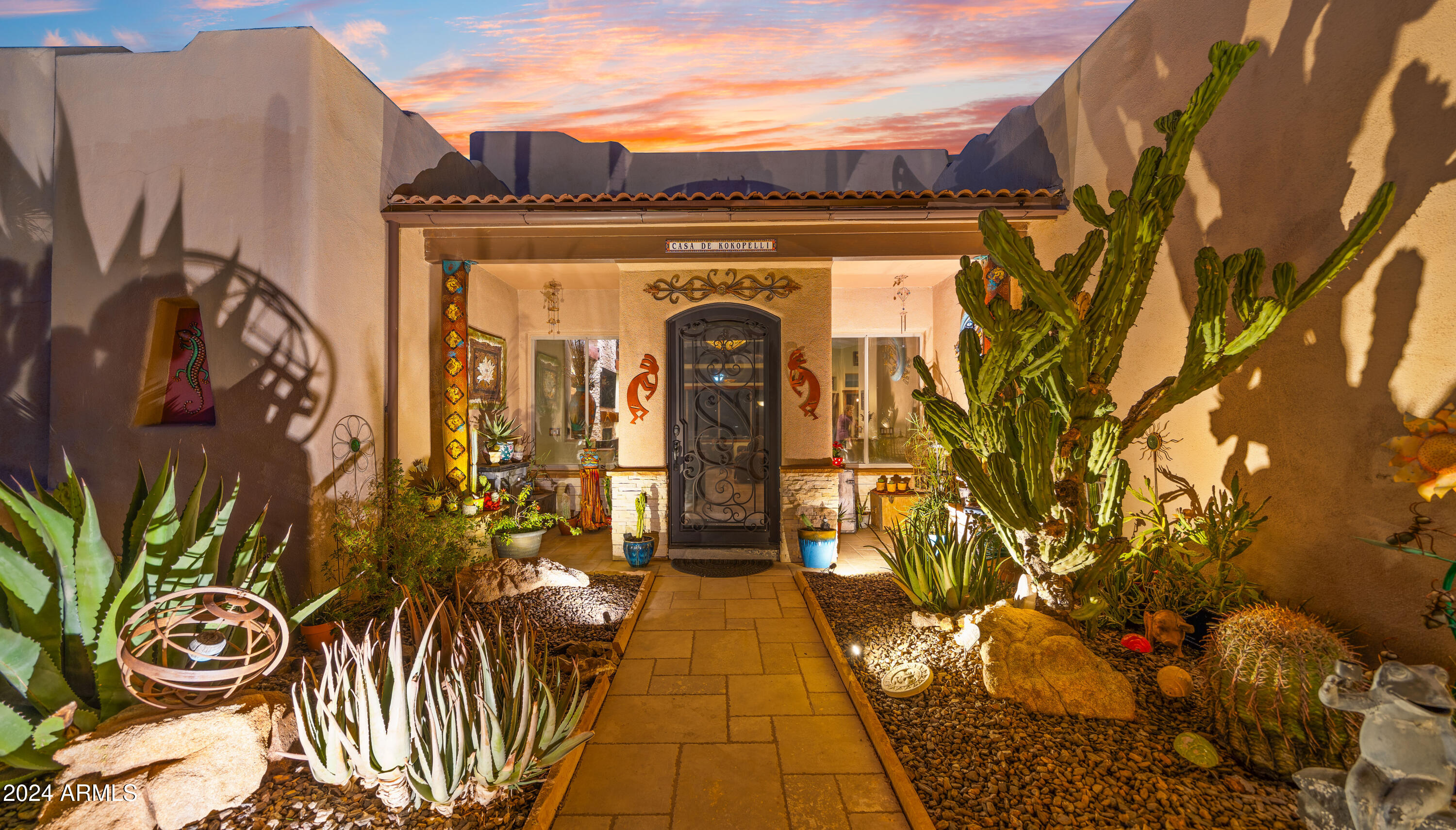 5640 E MIRAMONTE Drive