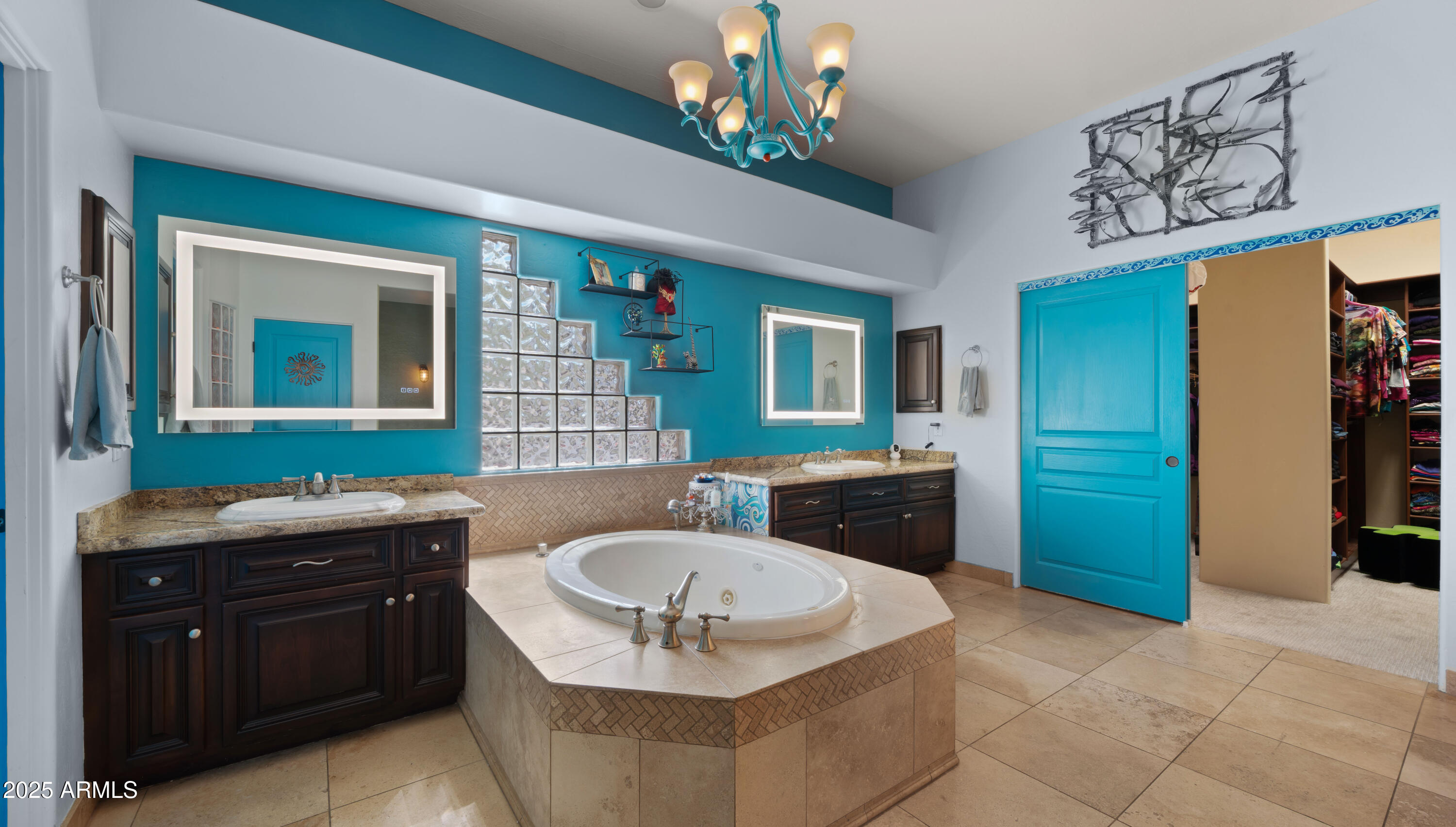 5640 E MIRAMONTE Drive