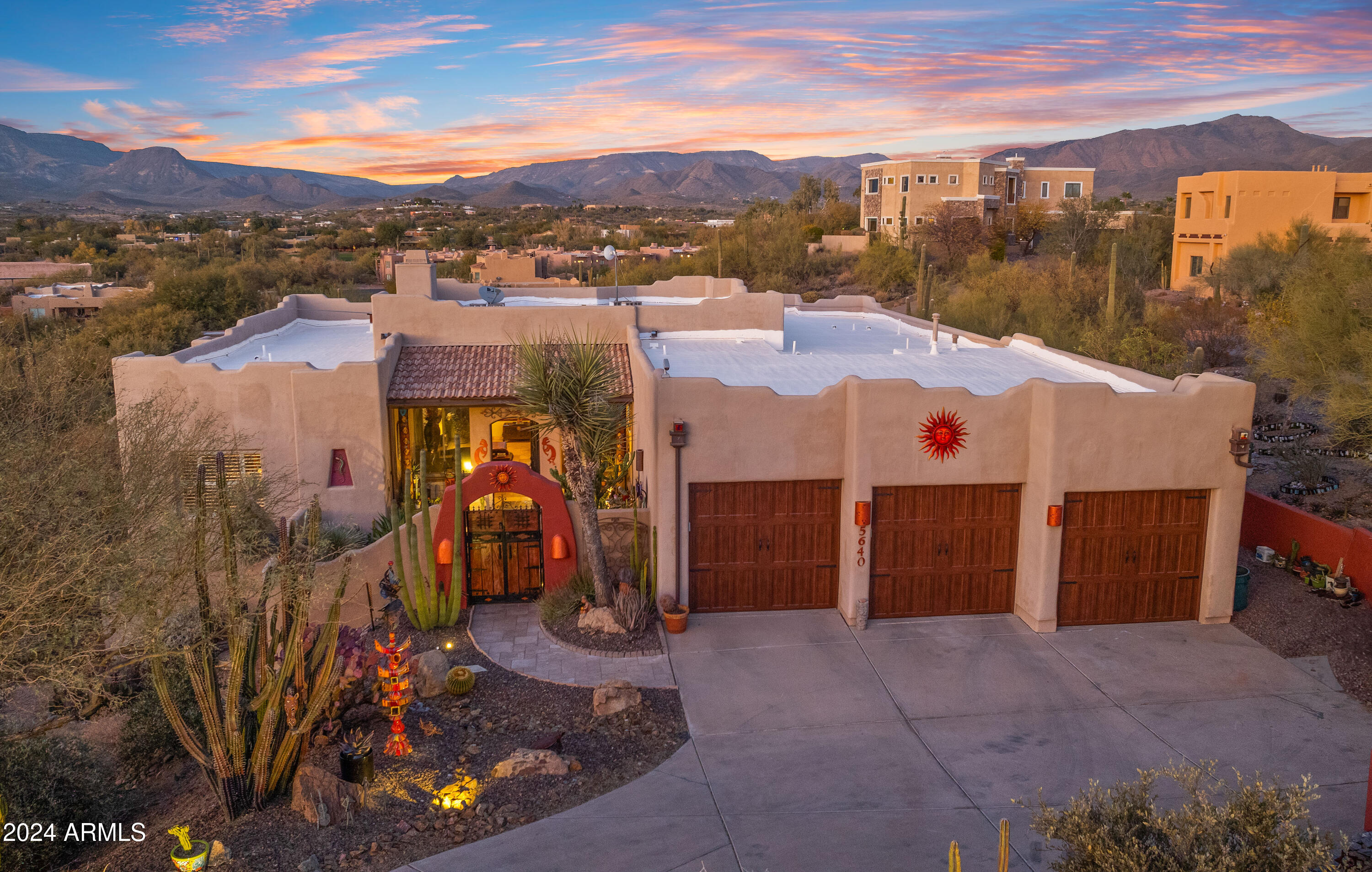 5640 E MIRAMONTE Drive