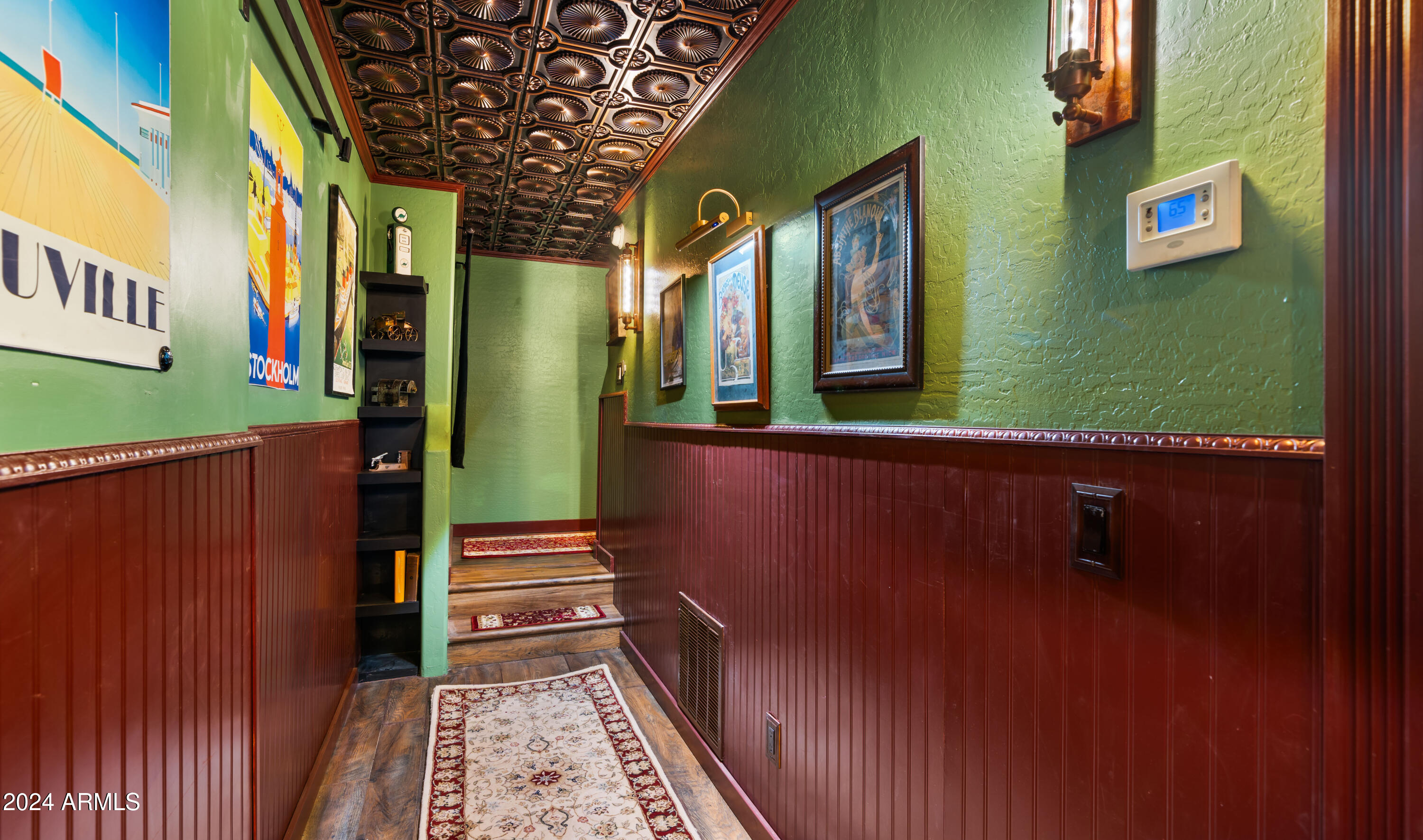 5640 E MIRAMONTE Drive