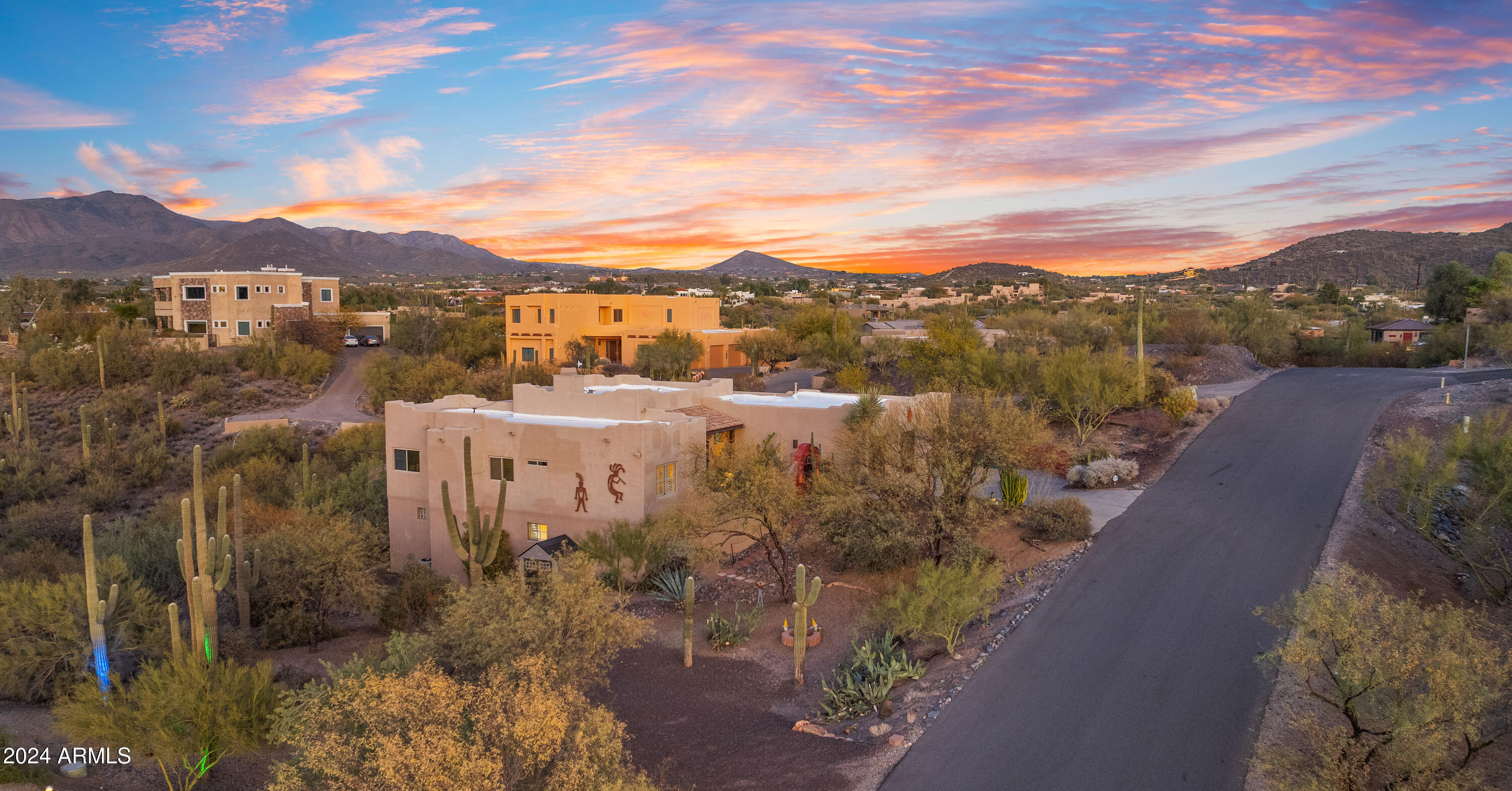 5640 E MIRAMONTE Drive