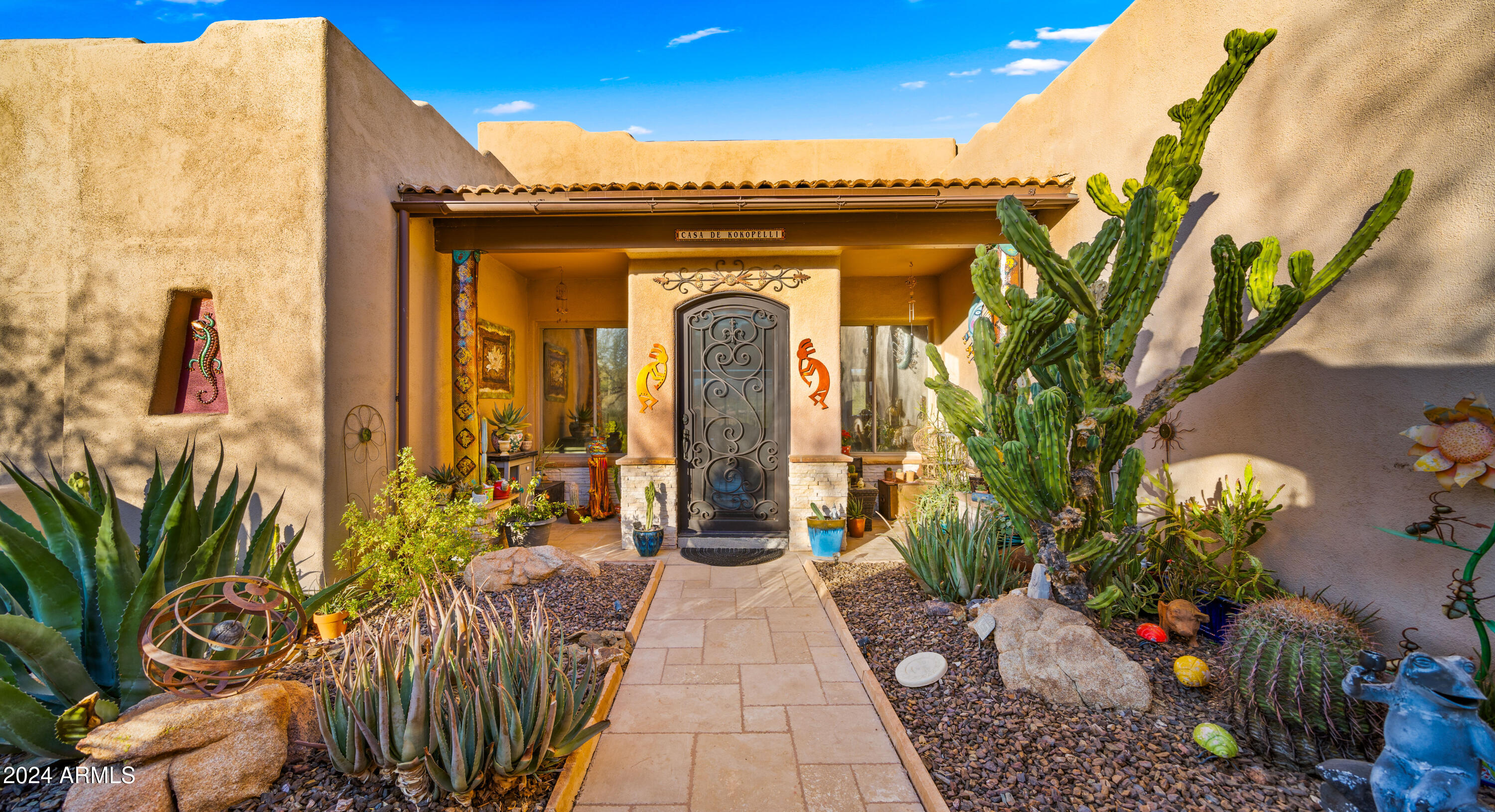 5640 E MIRAMONTE Drive