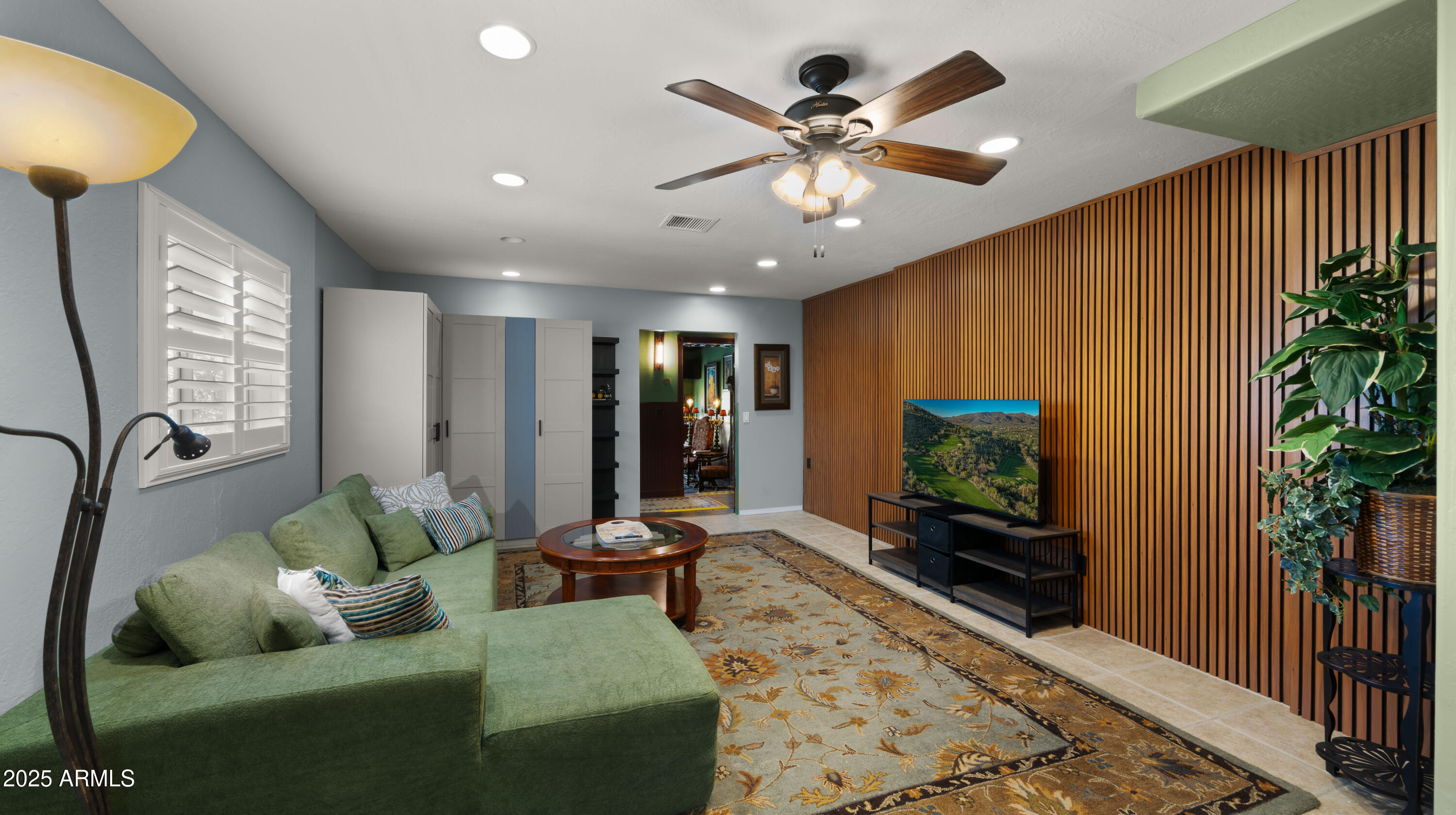 5640 E MIRAMONTE Drive