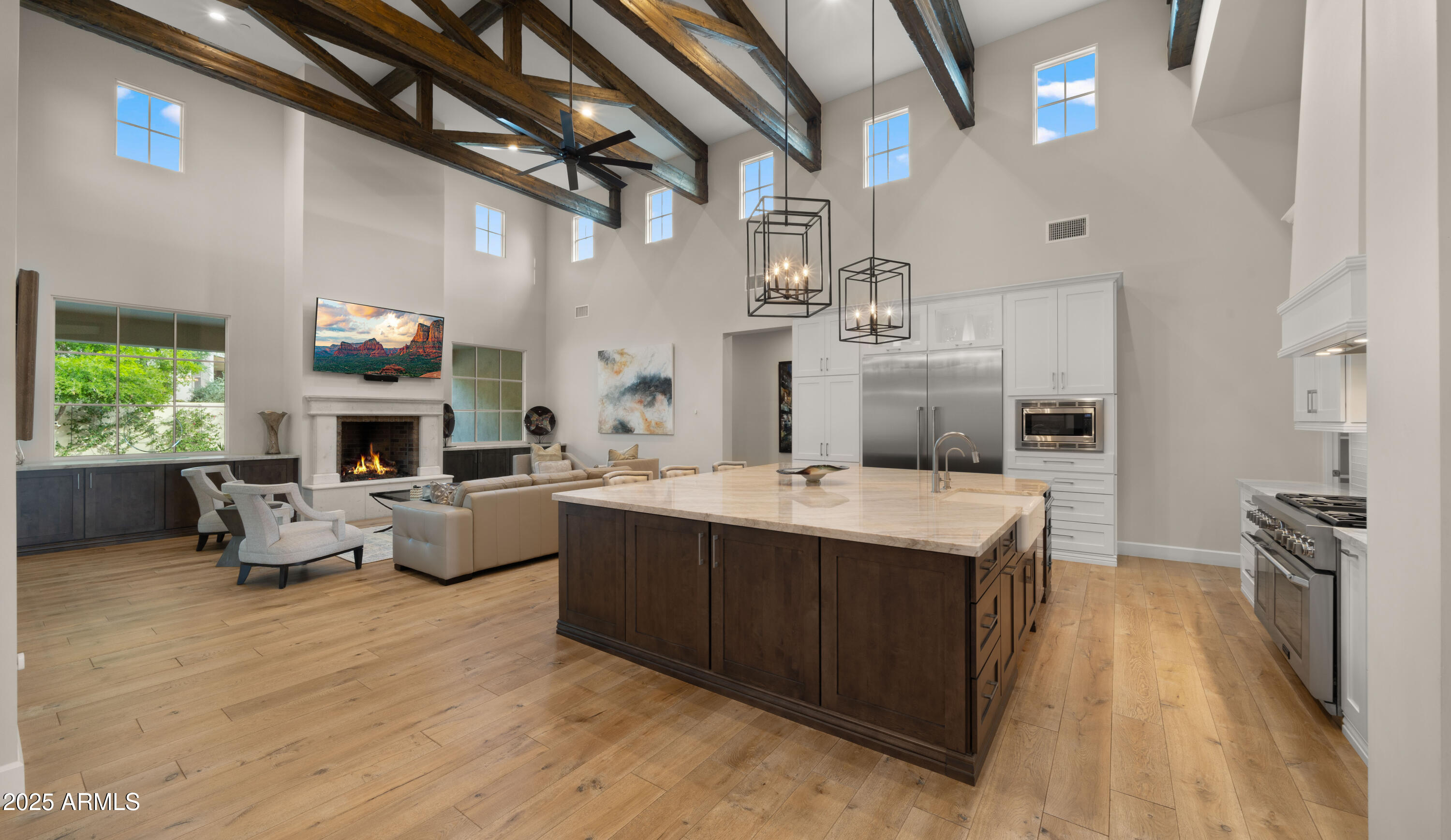 5815 E SENTINEL ROCK Road