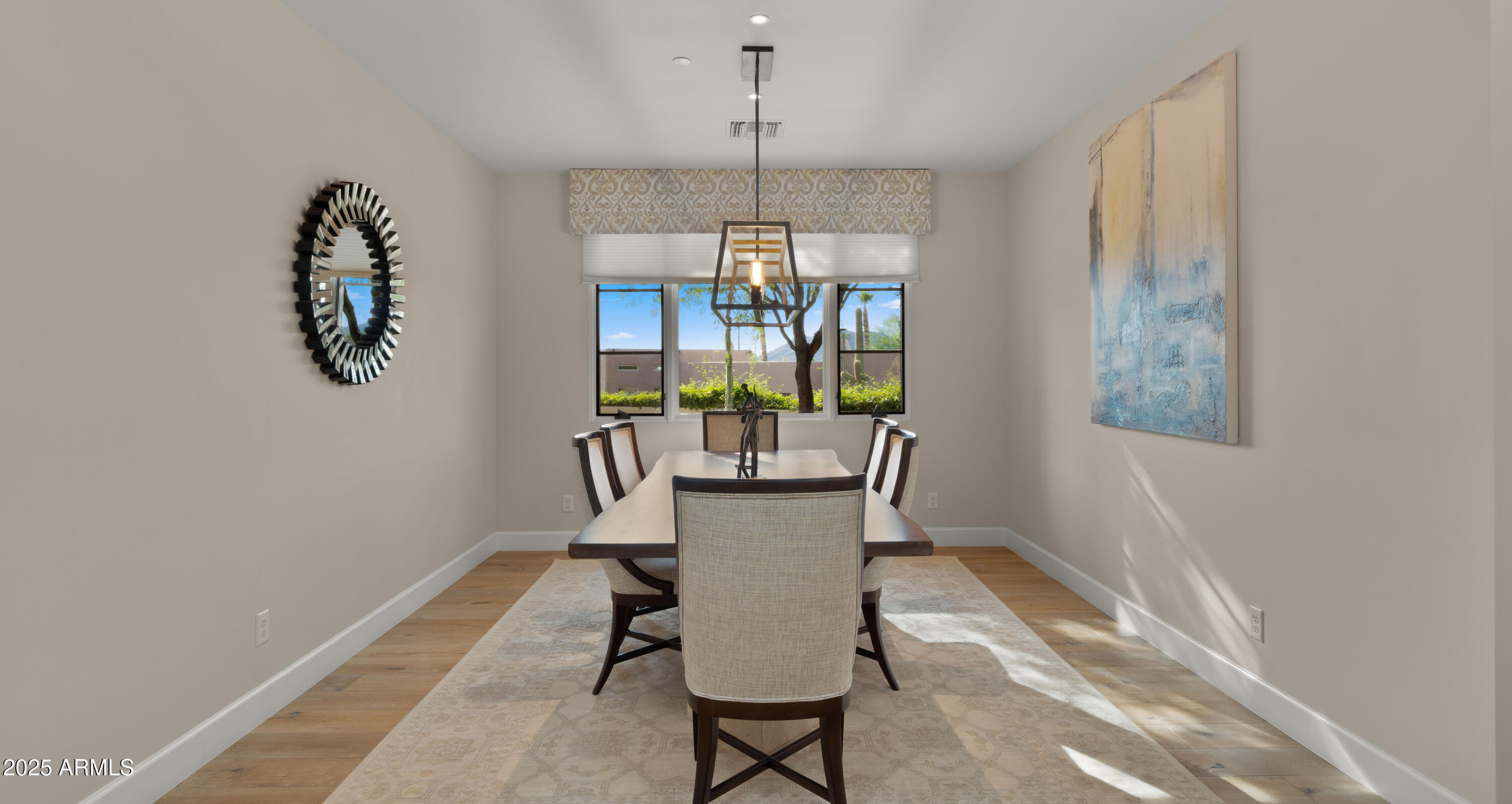 5815 E SENTINEL ROCK Road