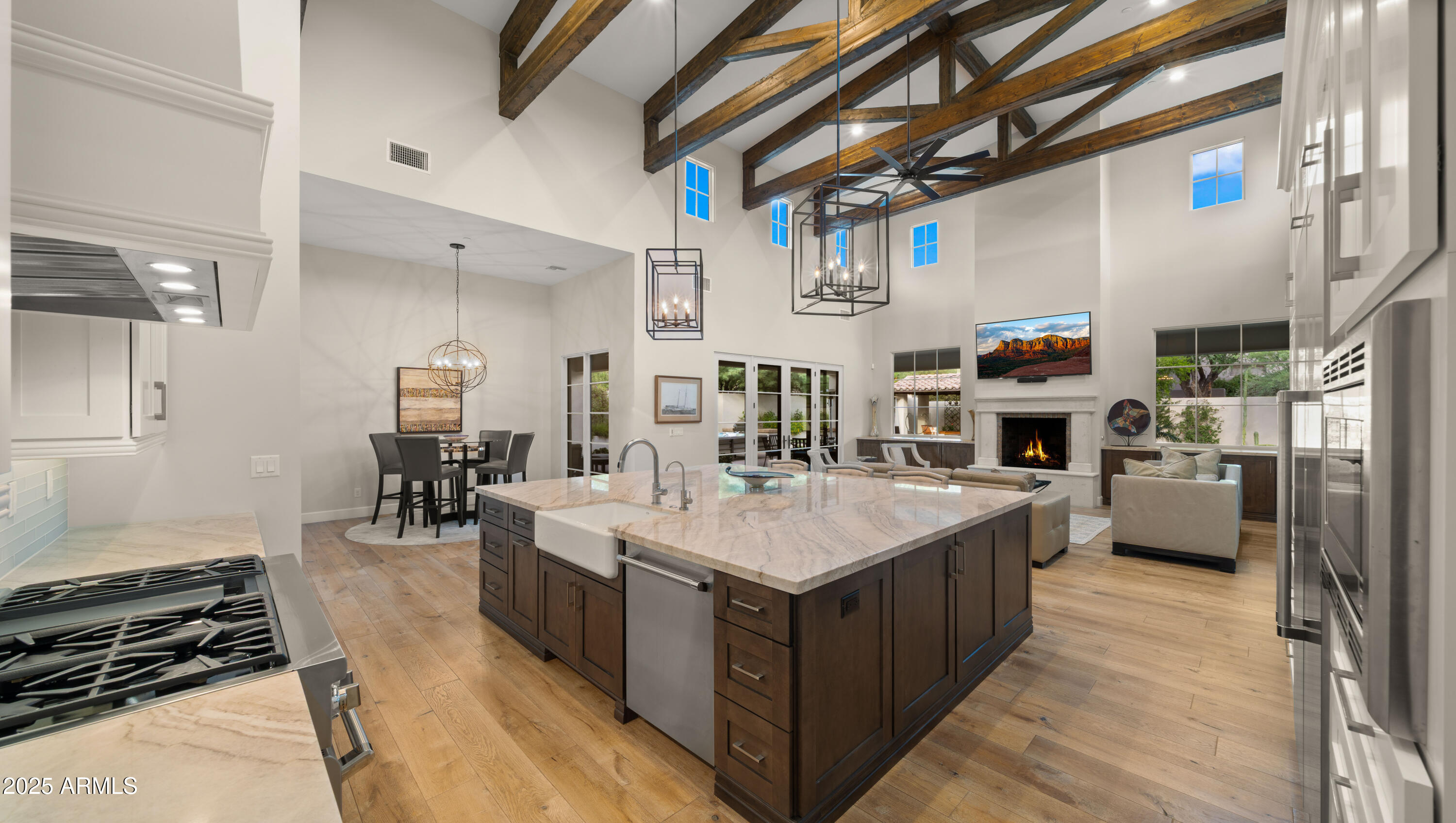 5815 E SENTINEL ROCK Road