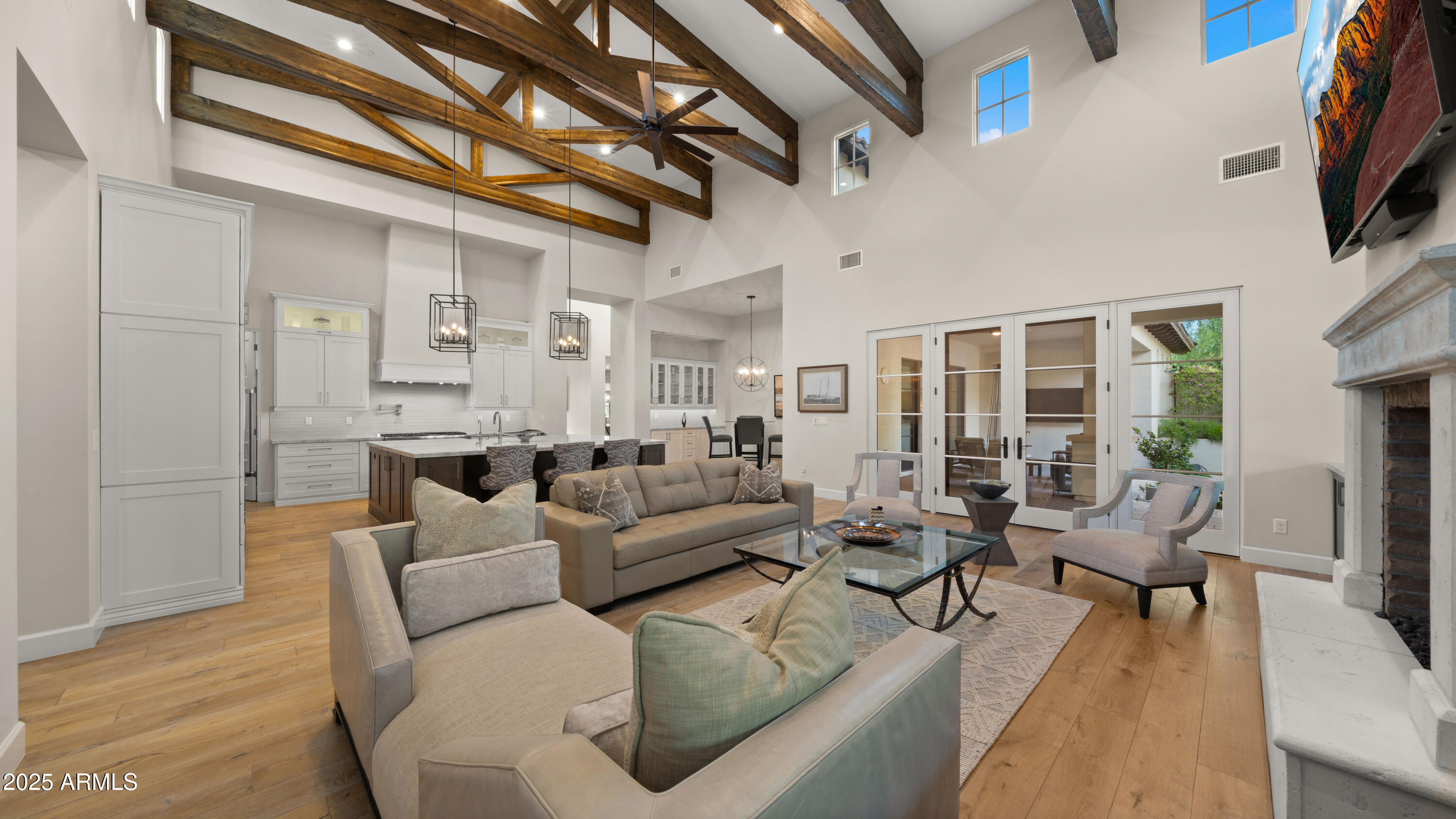 5815 E SENTINEL ROCK Road