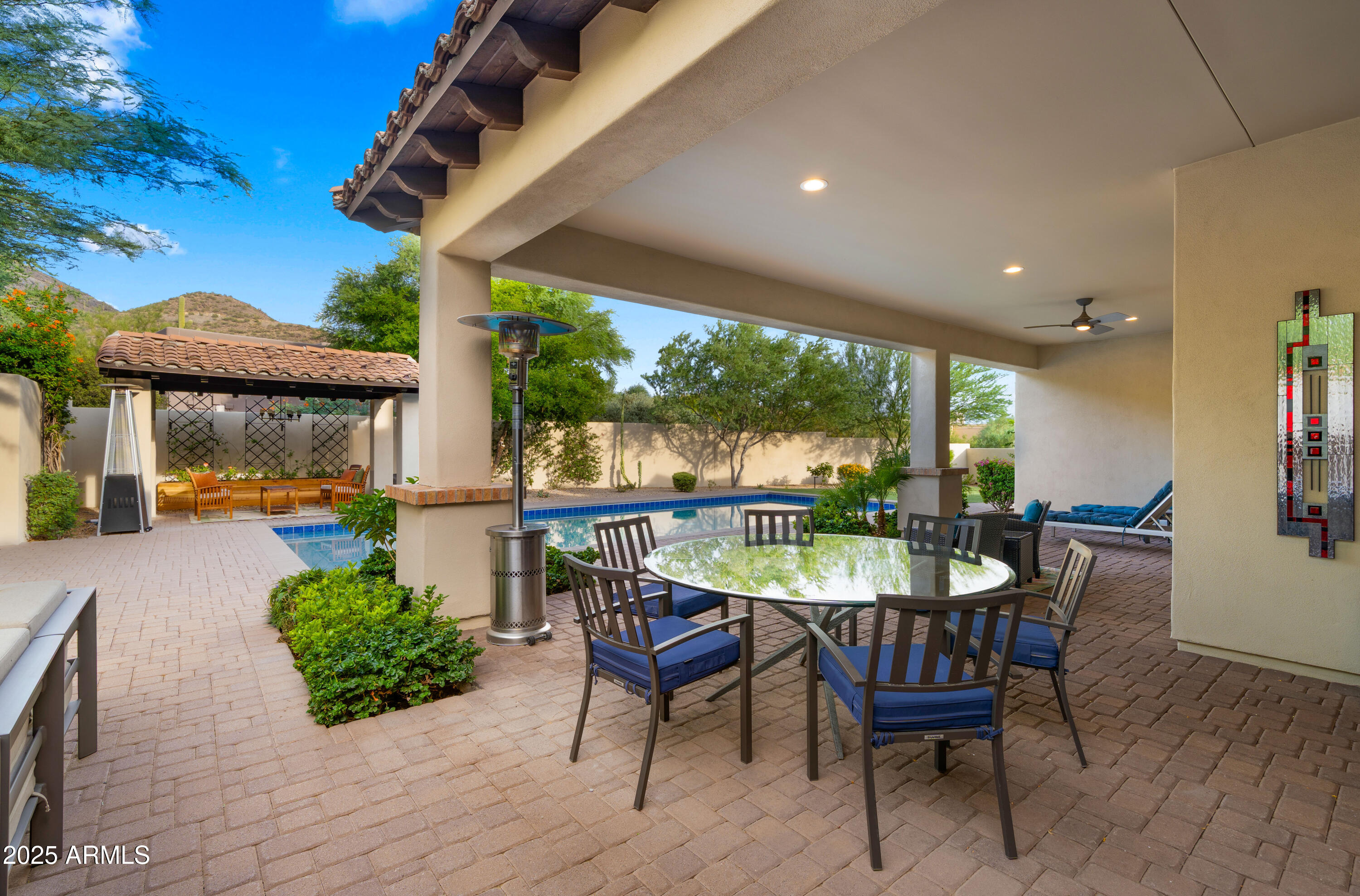 5815 E SENTINEL ROCK Road