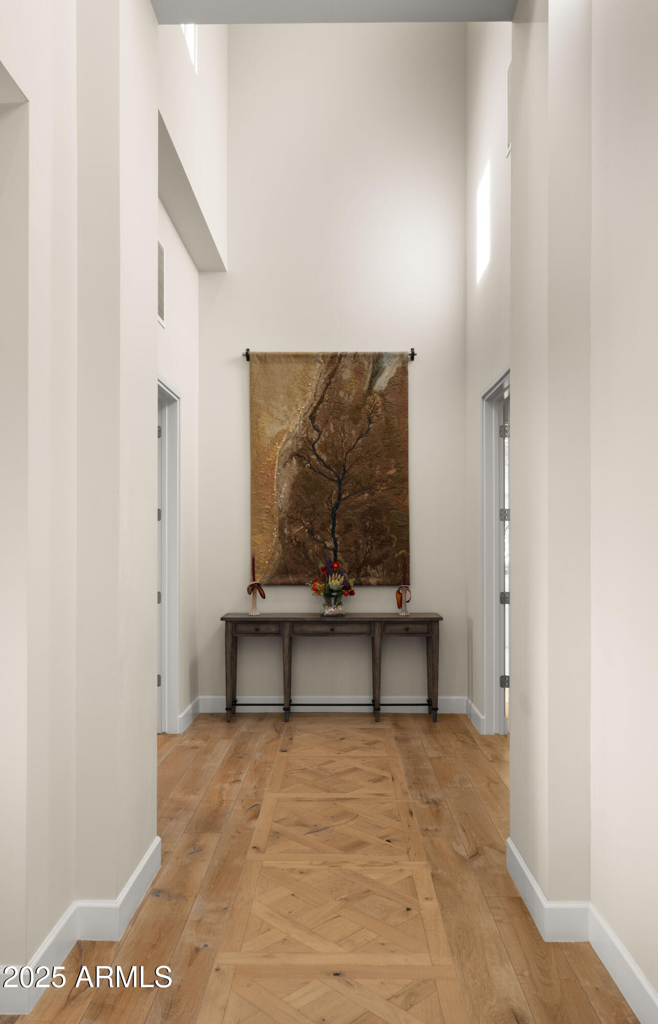 5815 E SENTINEL ROCK Road