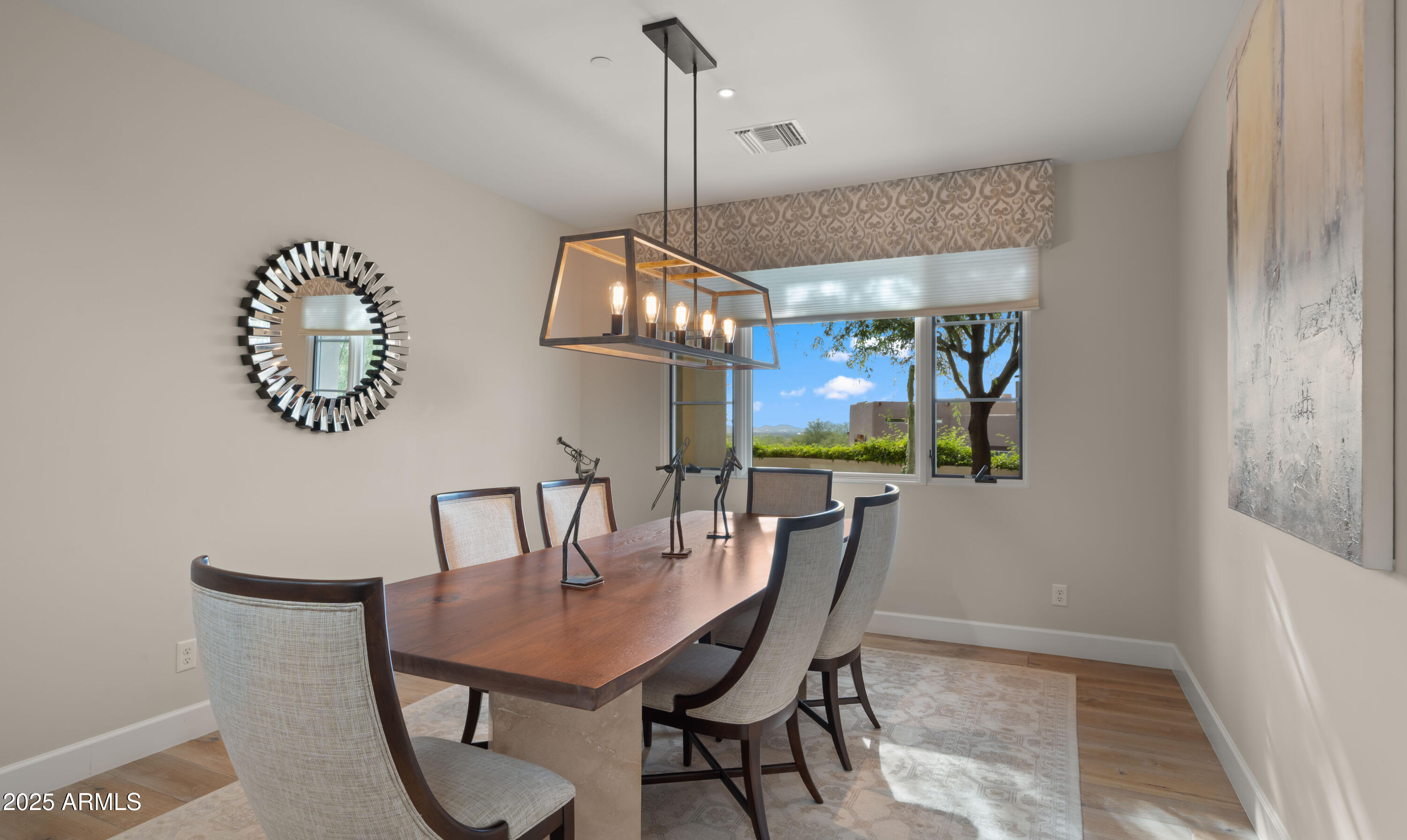 5815 E SENTINEL ROCK Road