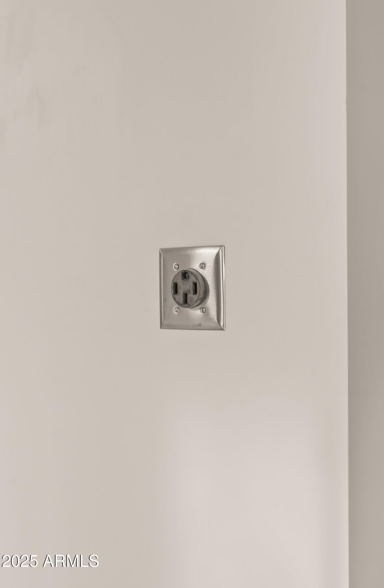 5815 E SENTINEL ROCK Road