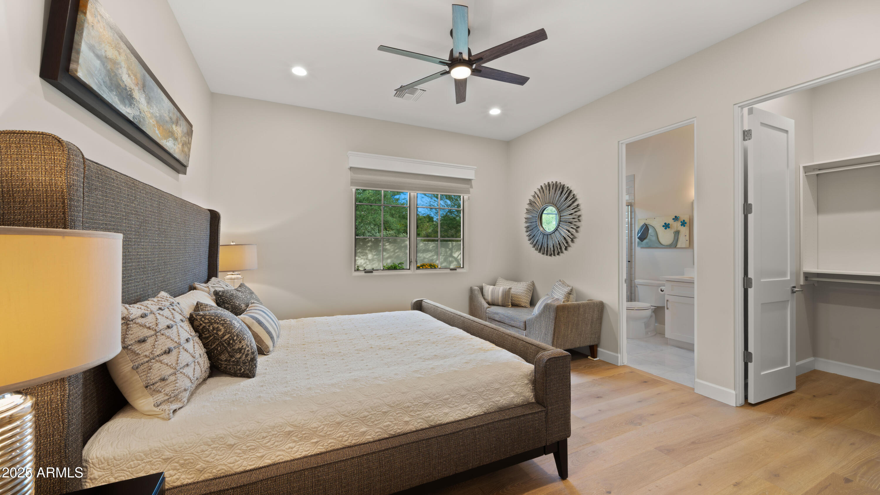 5815 E SENTINEL ROCK Road