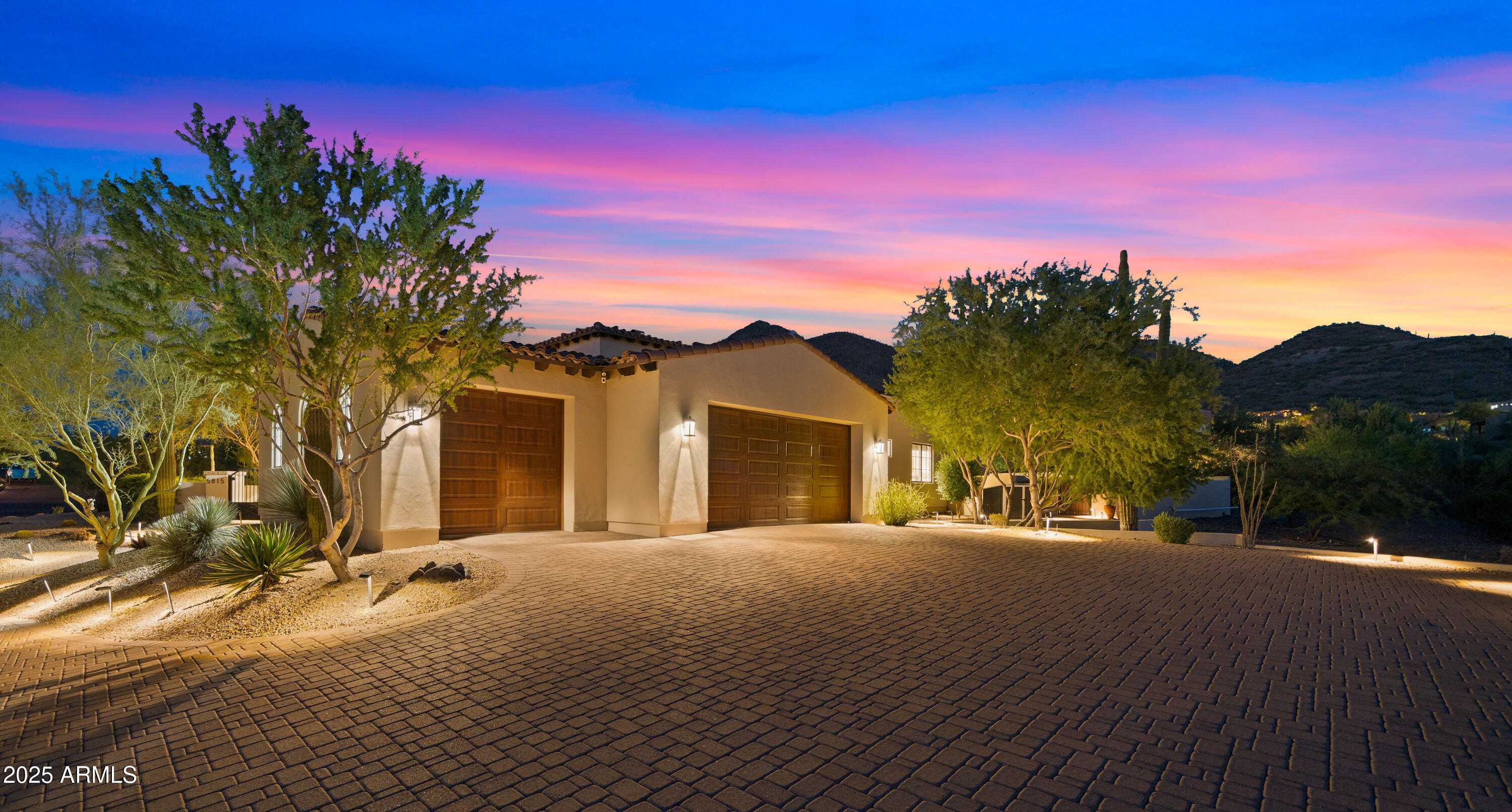 5815 E SENTINEL ROCK Road