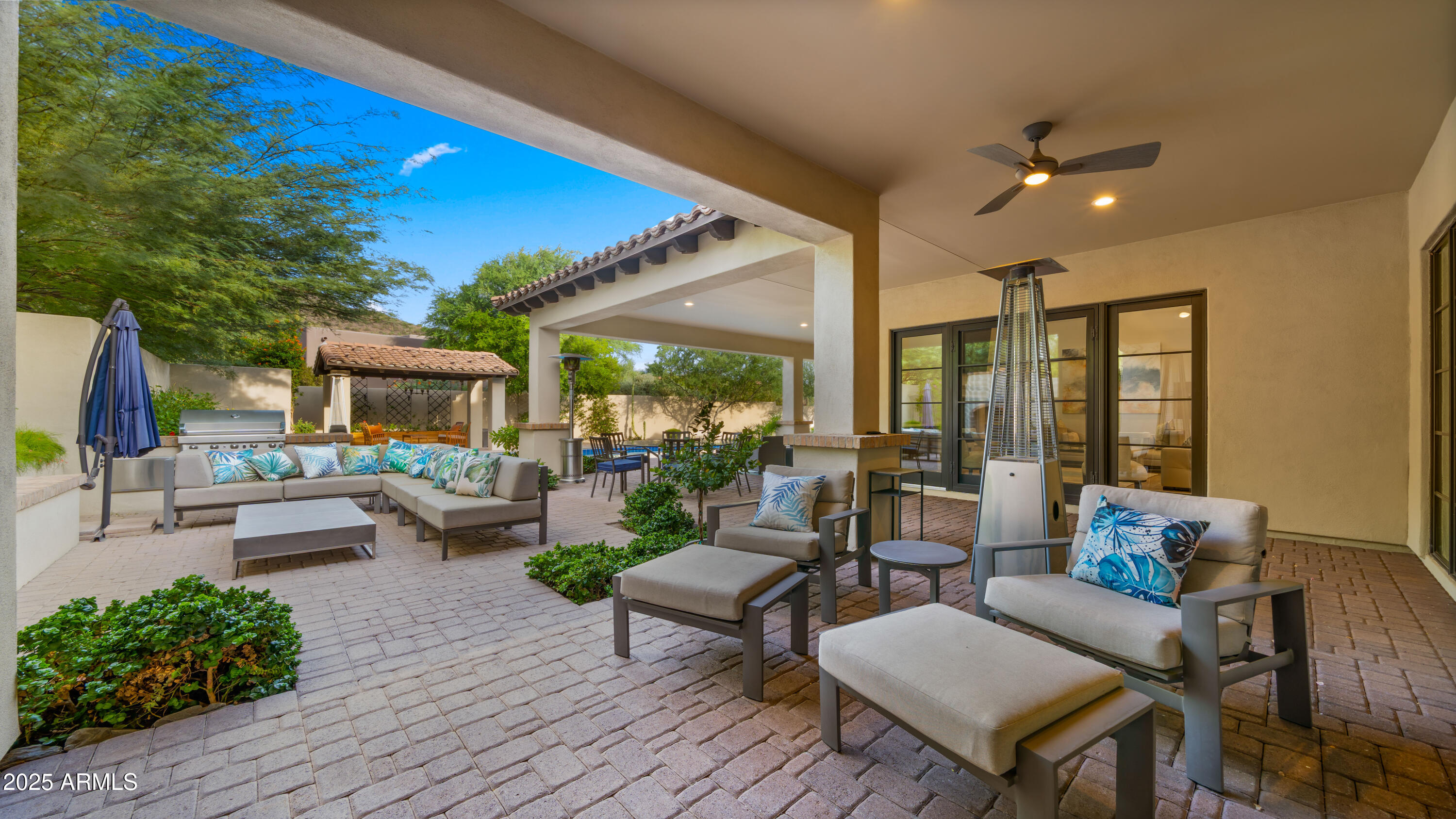 5815 E SENTINEL ROCK Road