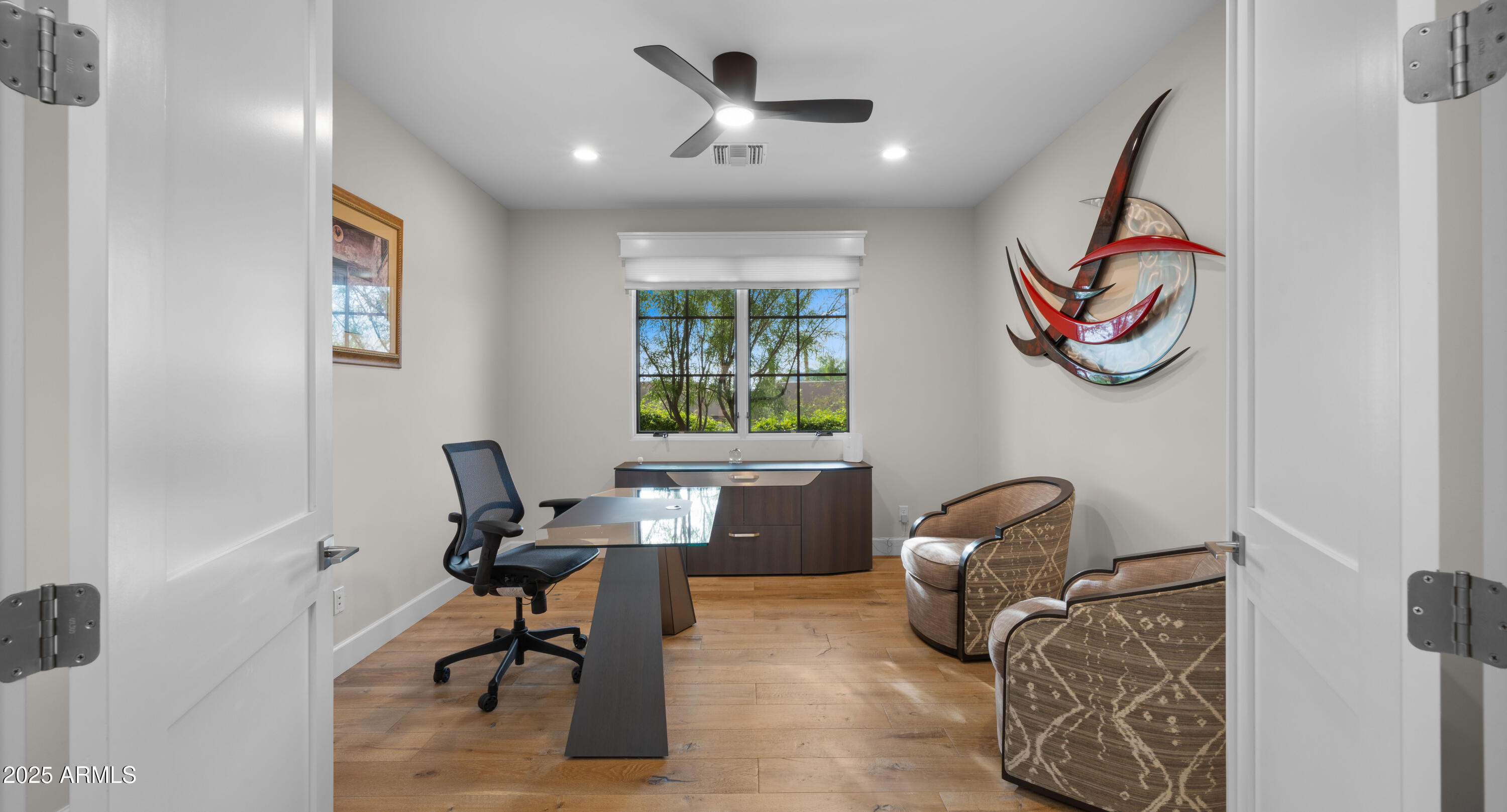 5815 E SENTINEL ROCK Road