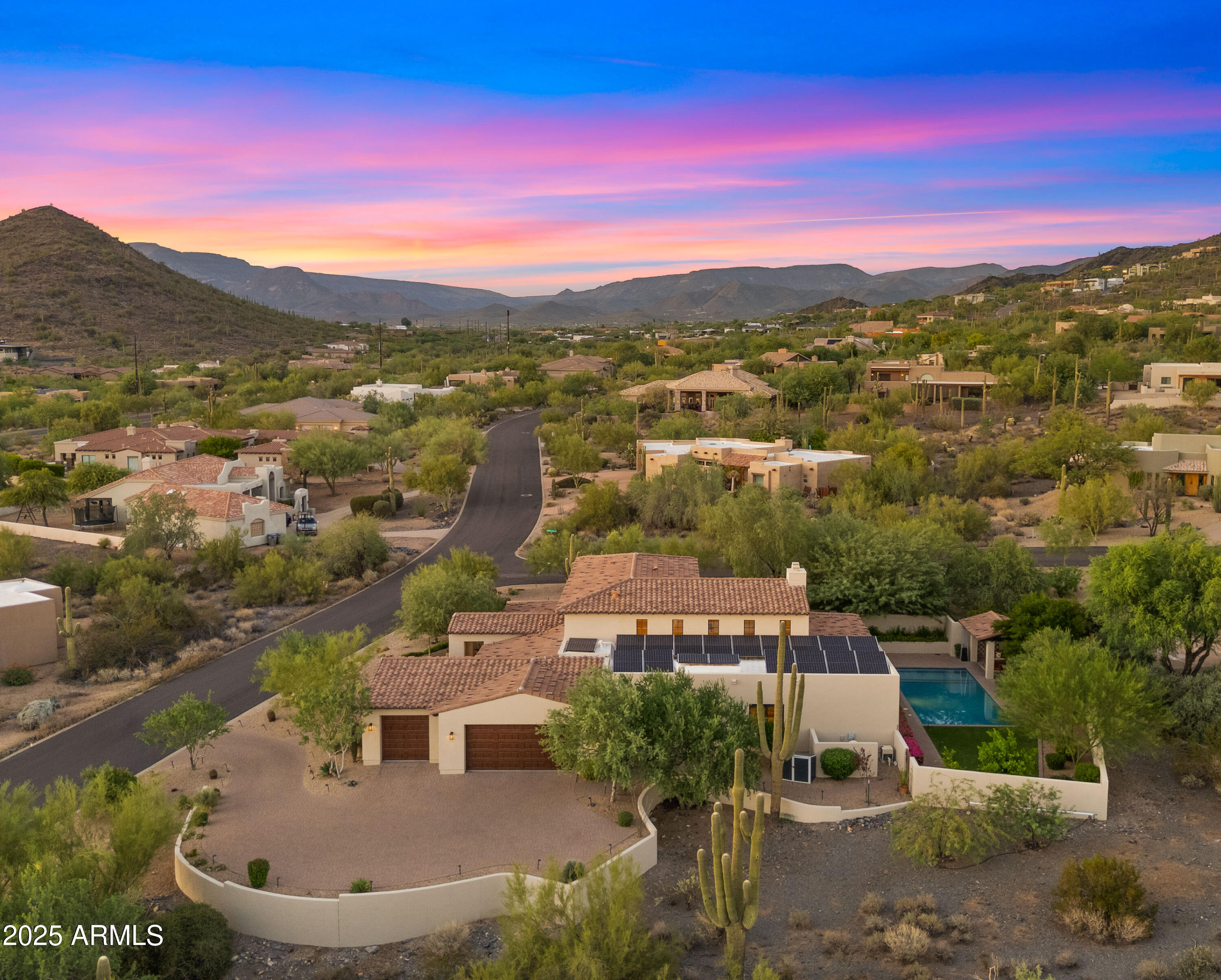 5815 E SENTINEL ROCK Road