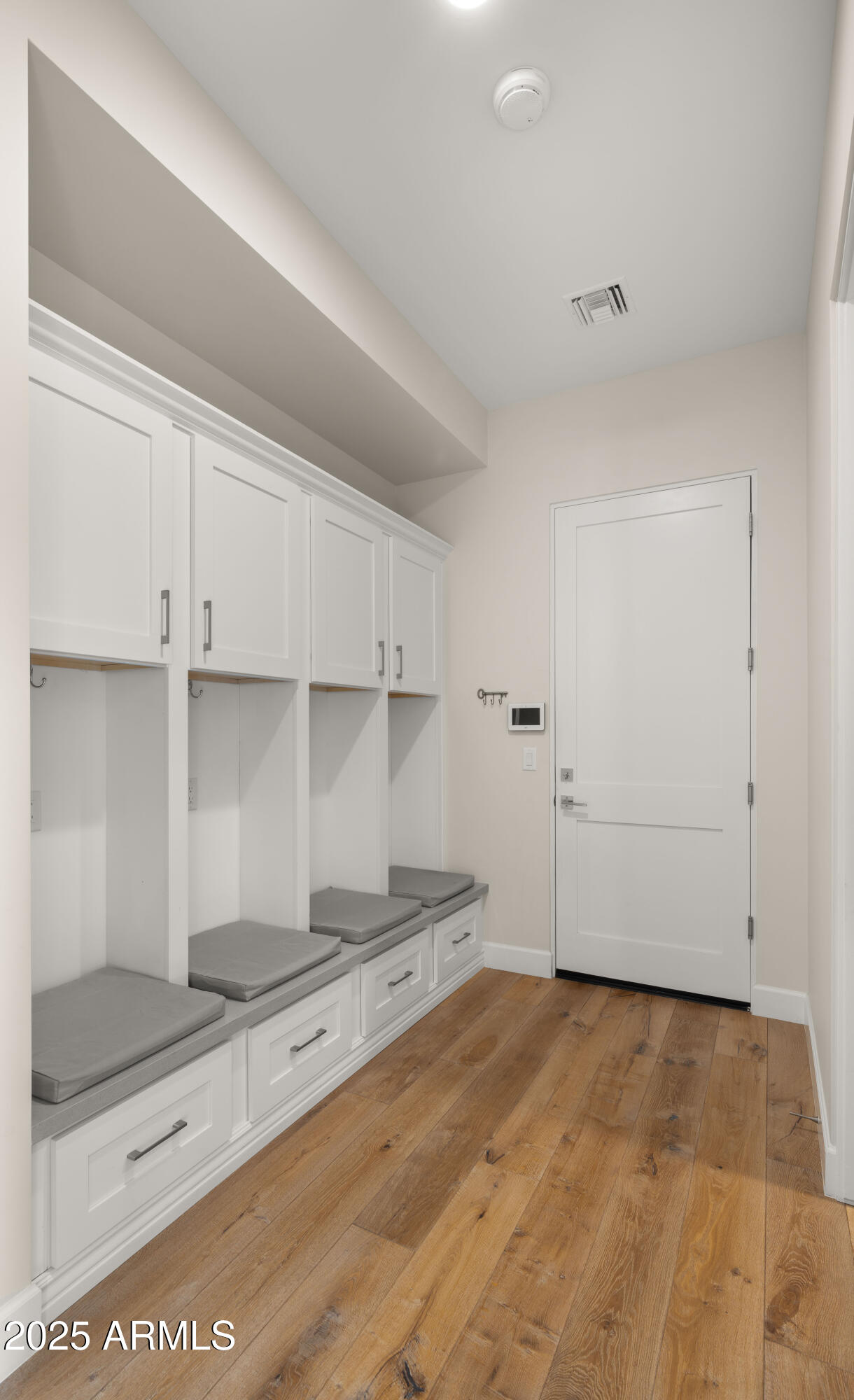 5815 E SENTINEL ROCK Road