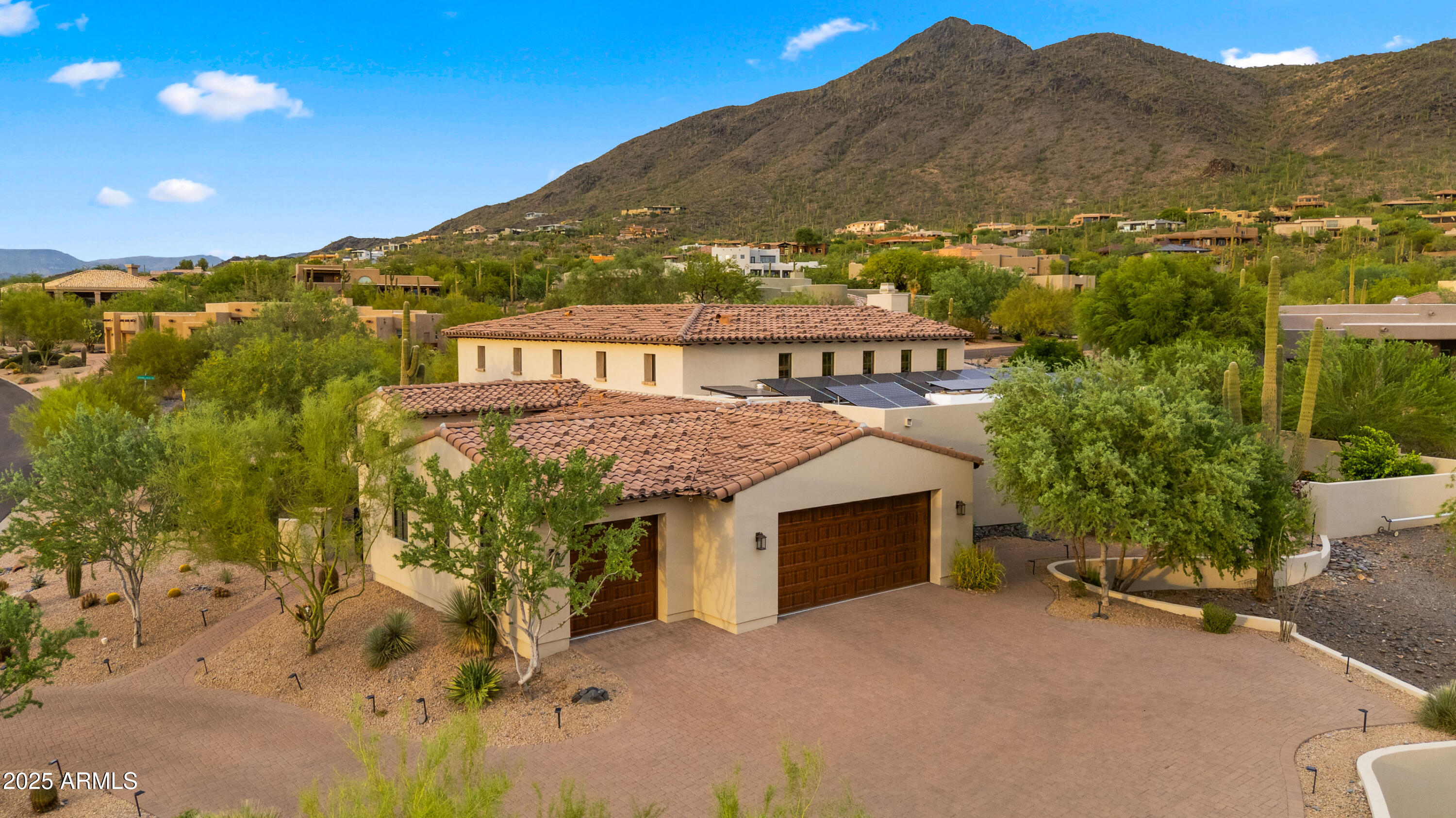 5815 E SENTINEL ROCK Road