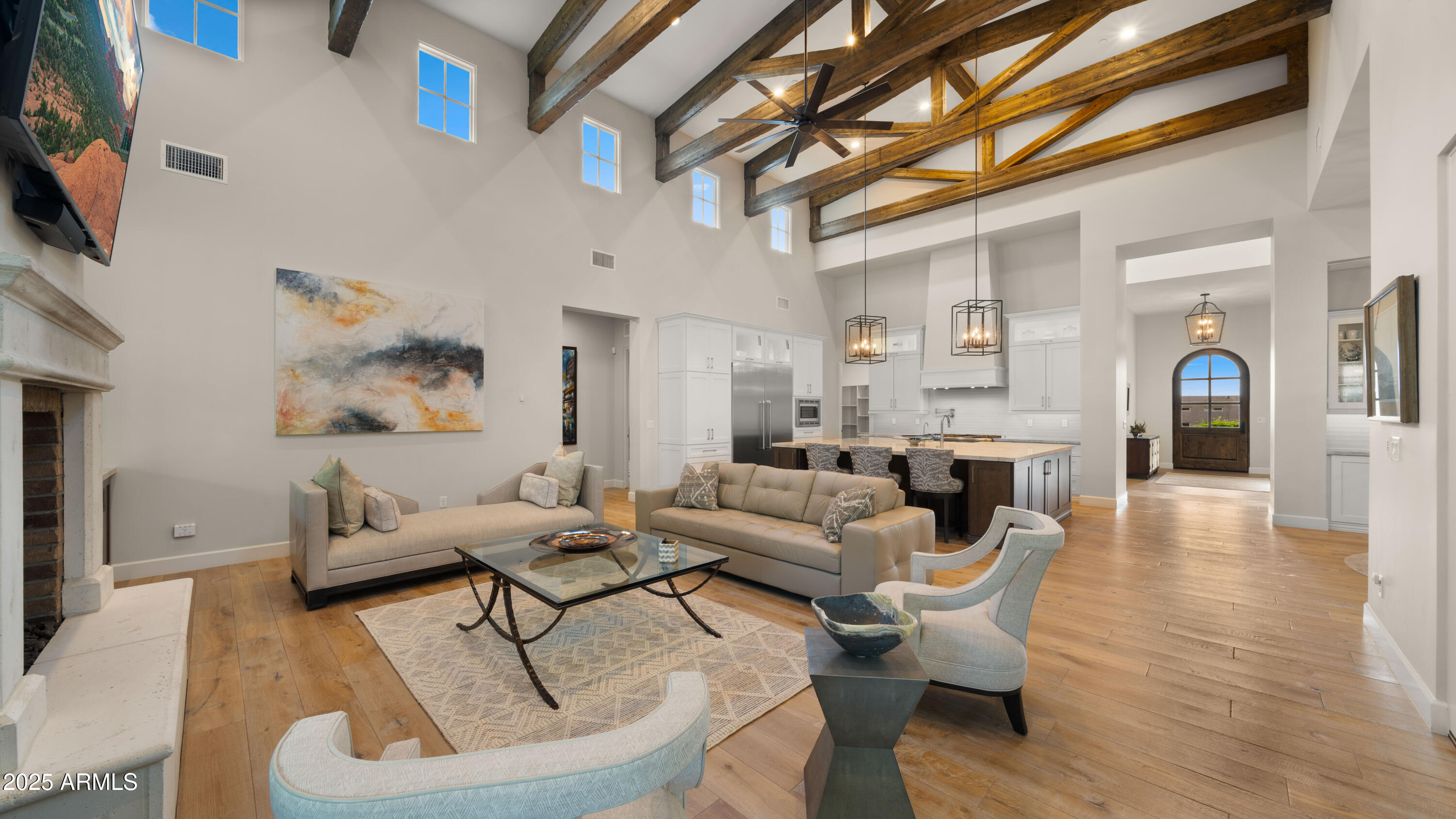 5815 E SENTINEL ROCK Road