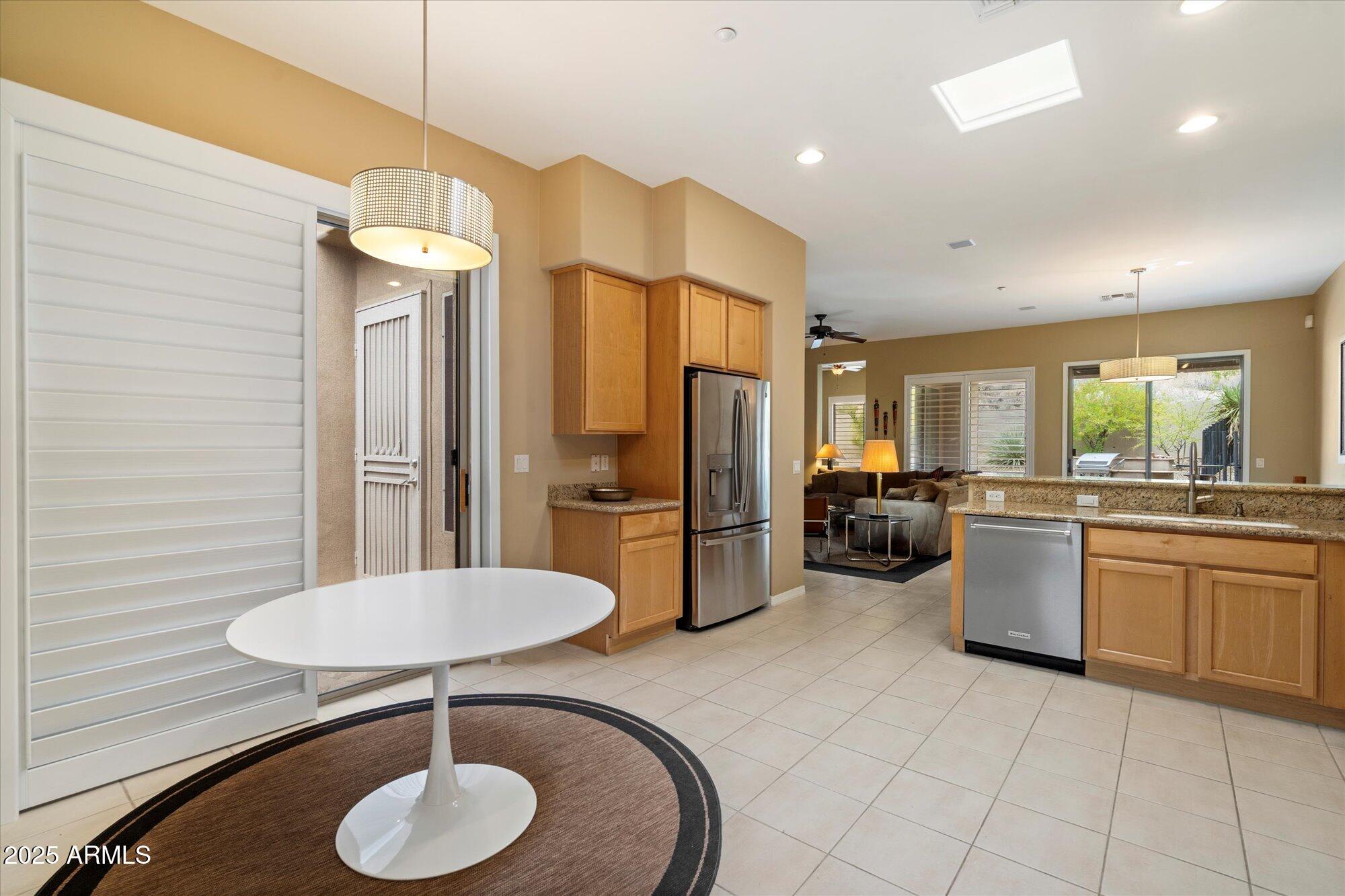 7488 E SUNSET SKY Circle