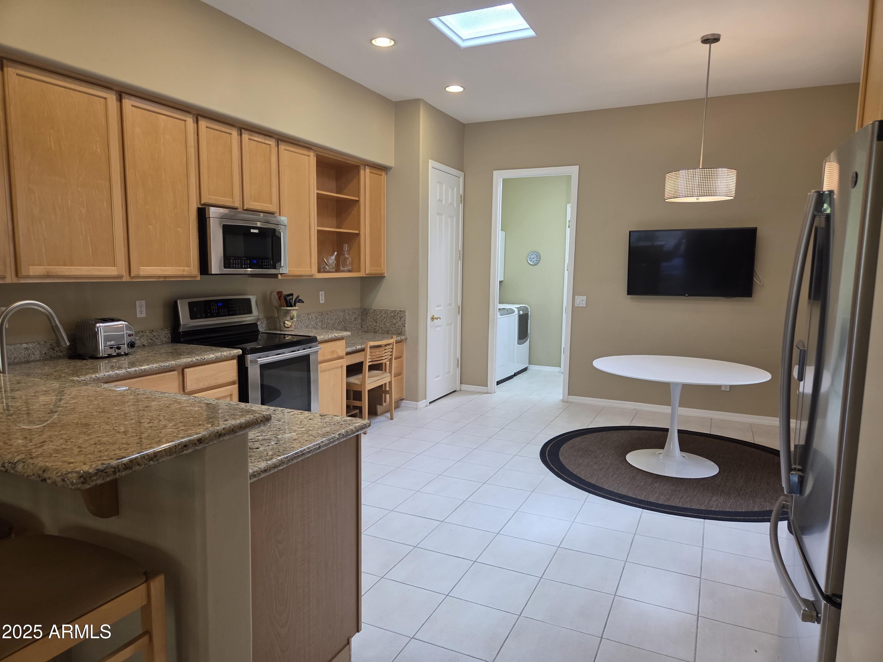 7488 E SUNSET SKY Circle