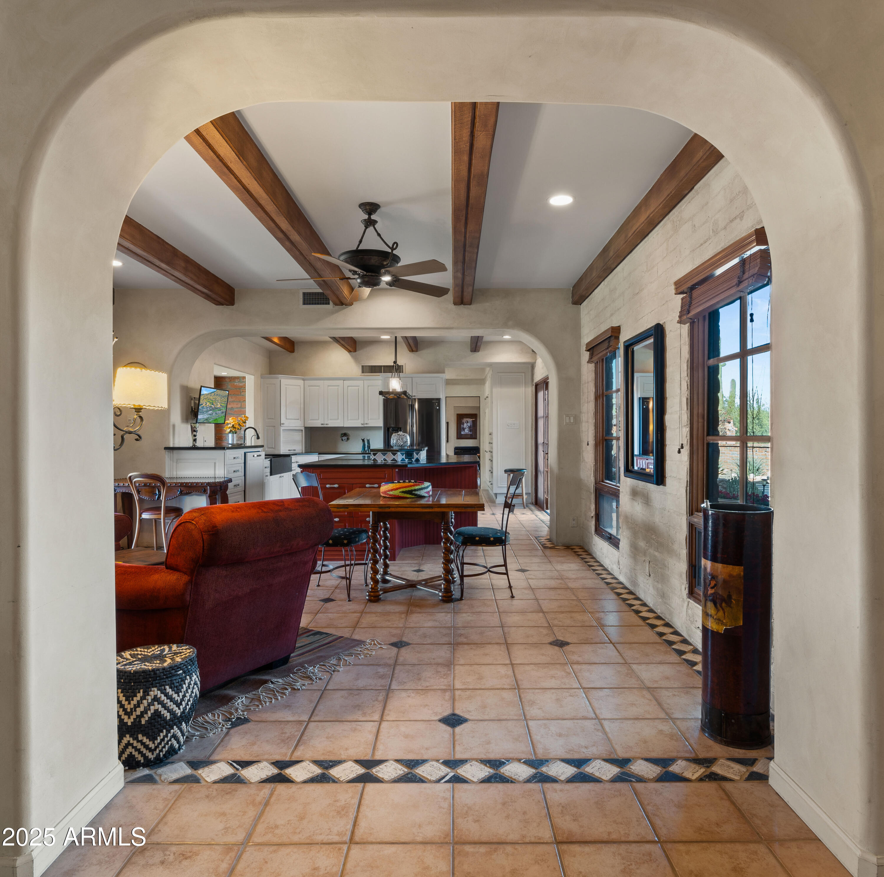 5480 E DESERT CREEK Lane
