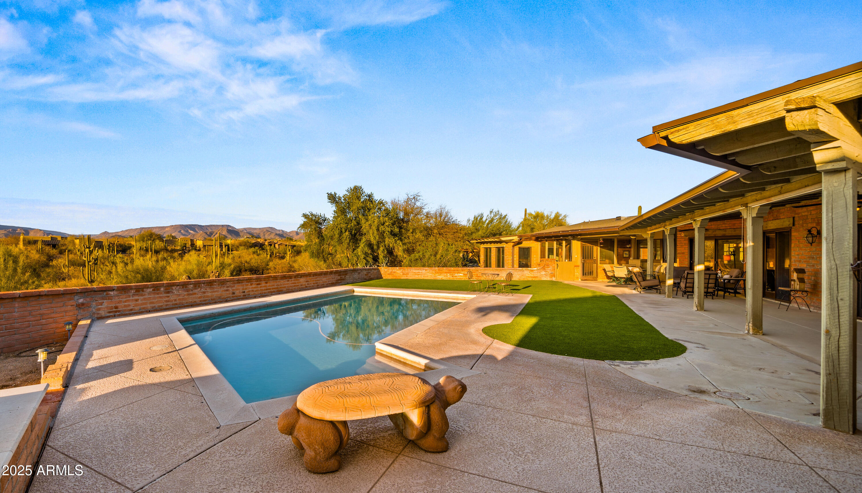 5480 E DESERT CREEK Lane