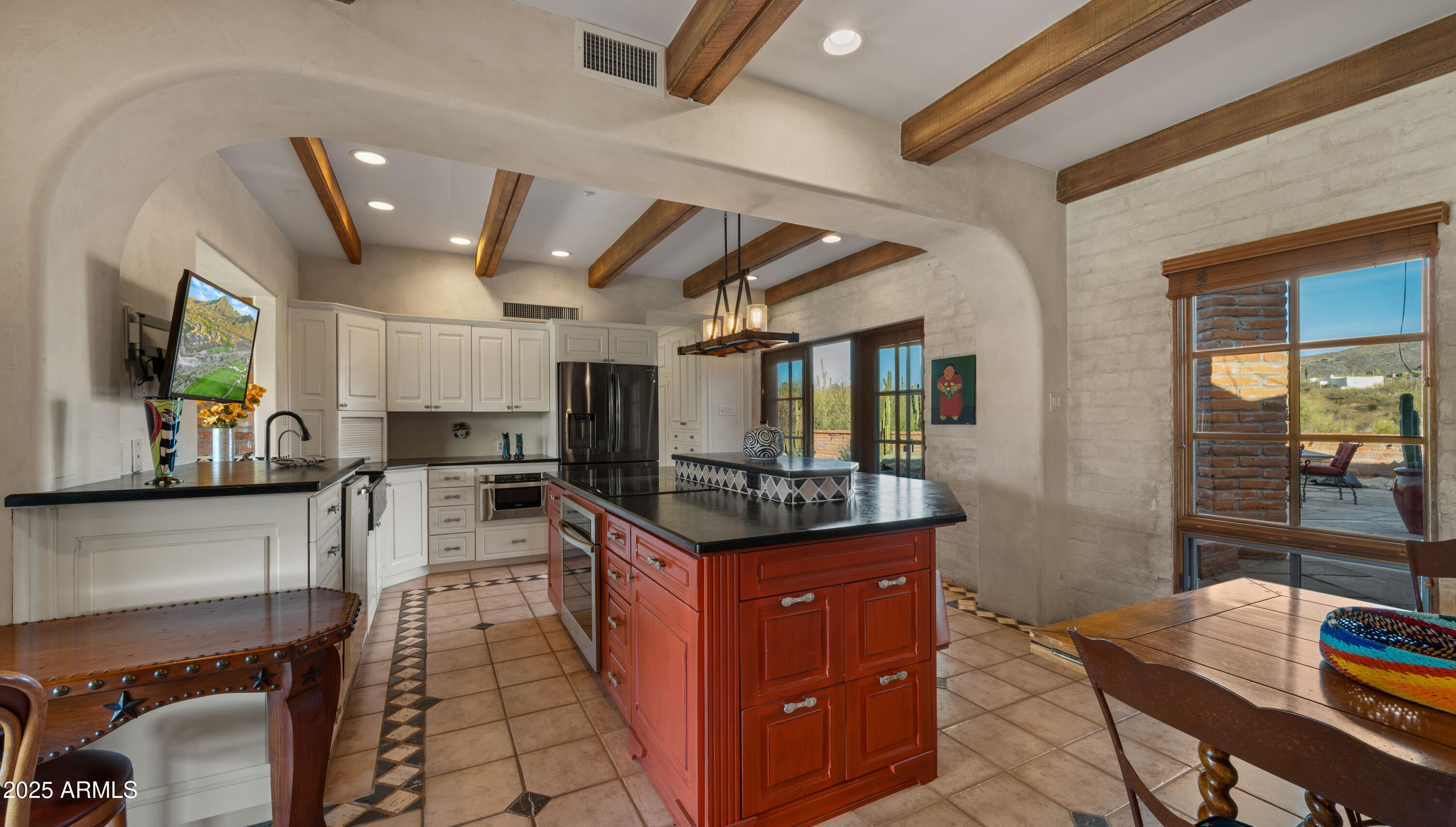 5480 E DESERT CREEK Lane