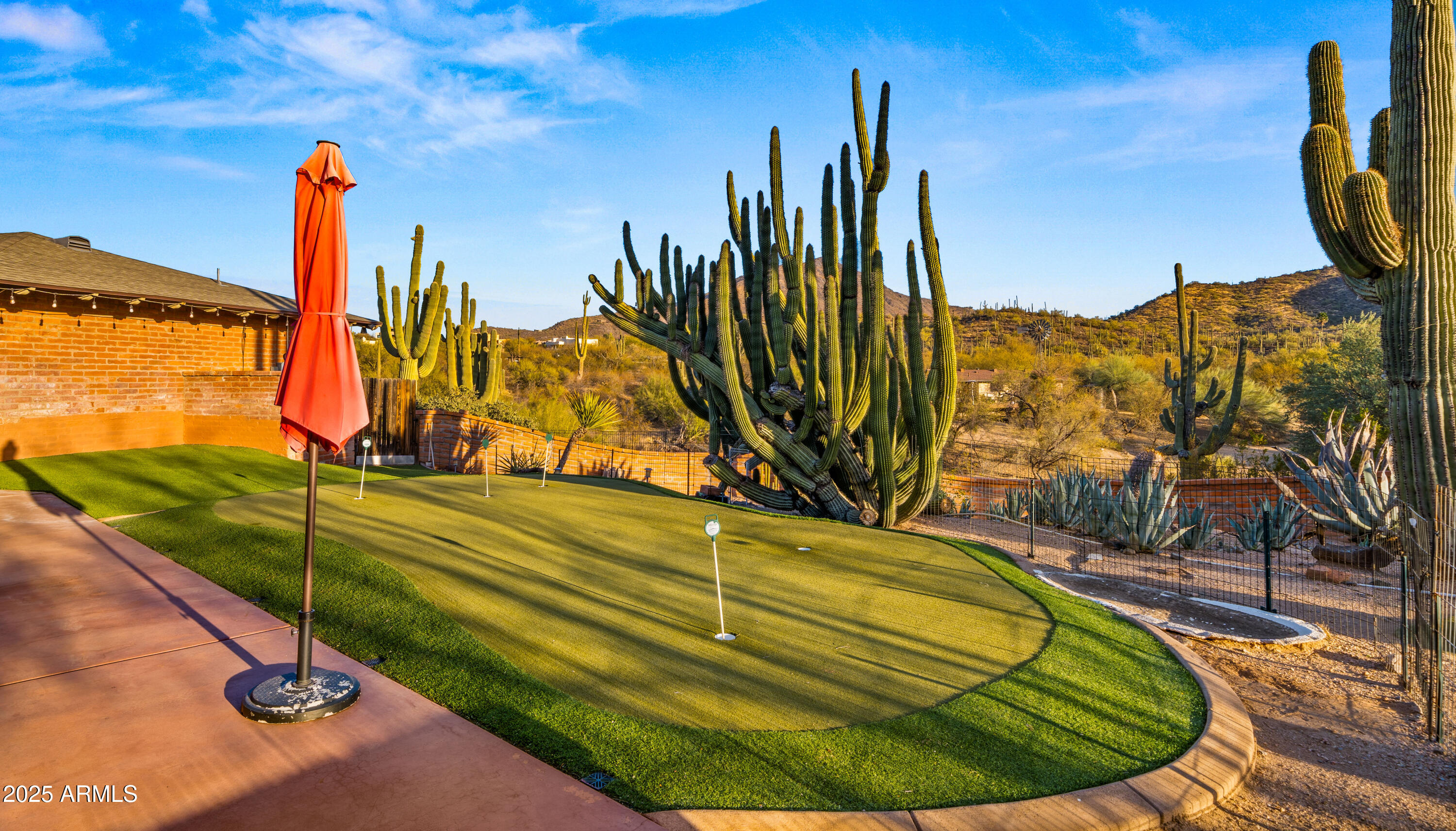 5480 E DESERT CREEK Lane