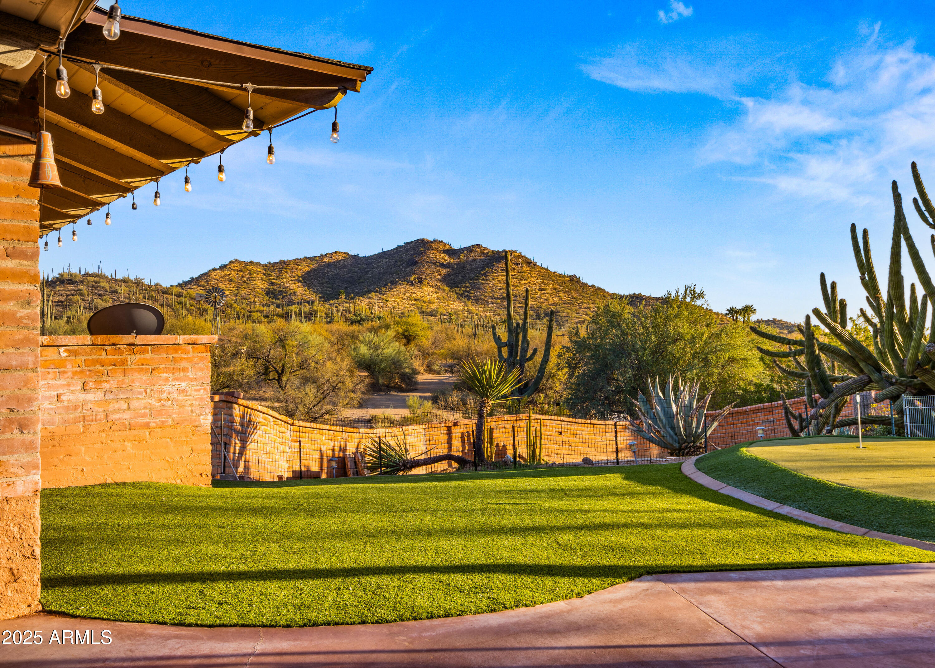 5480 E DESERT CREEK Lane