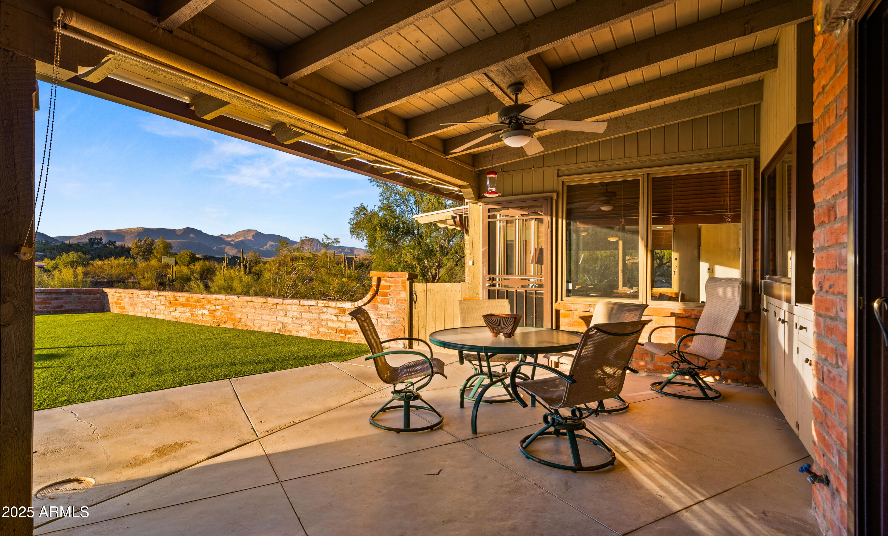 5480 E DESERT CREEK Lane