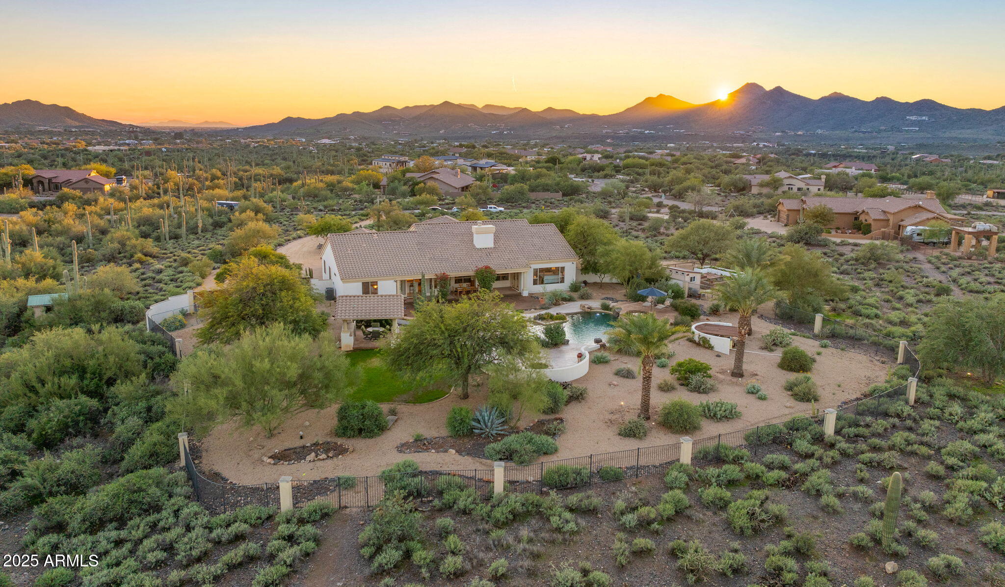 5910 E Cielo Run S S