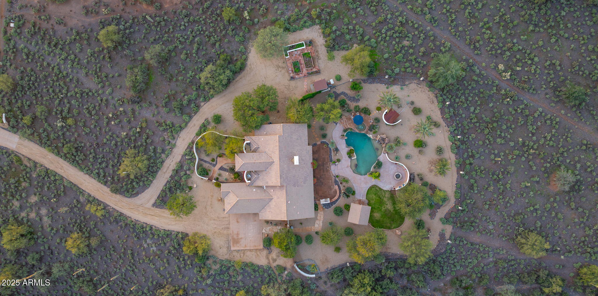 5910 E Cielo Run S S