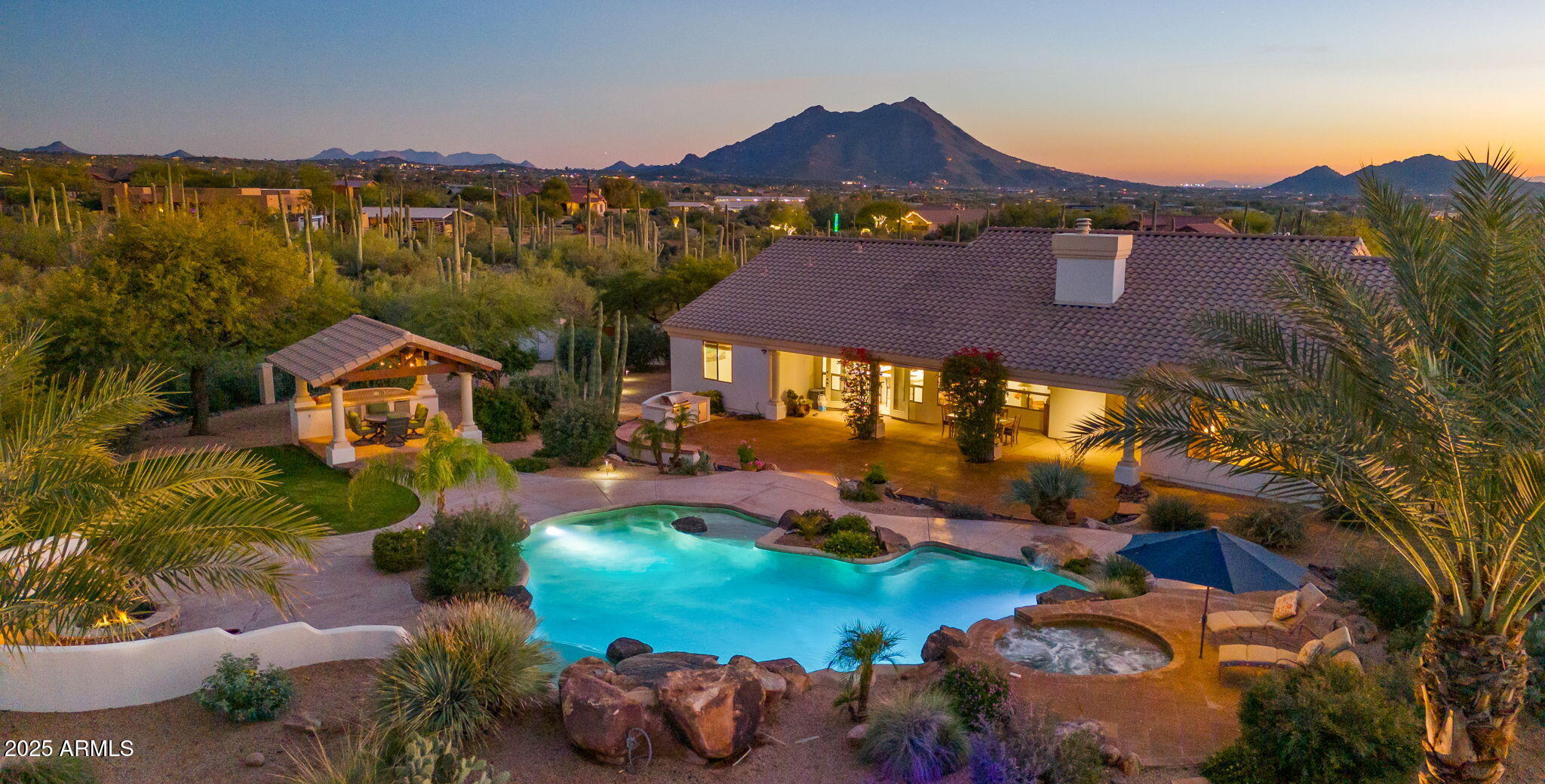 5910 E Cielo Run S S