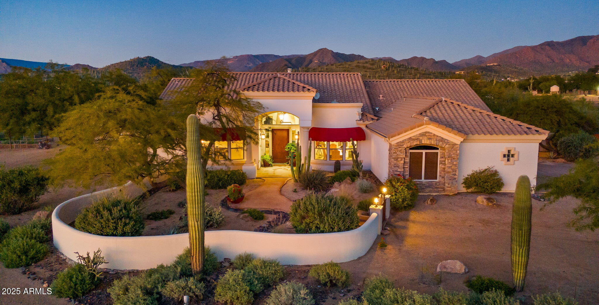 5910 E Cielo Run S S