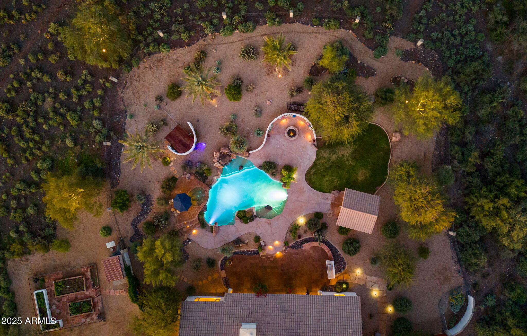 5910 E Cielo Run S S