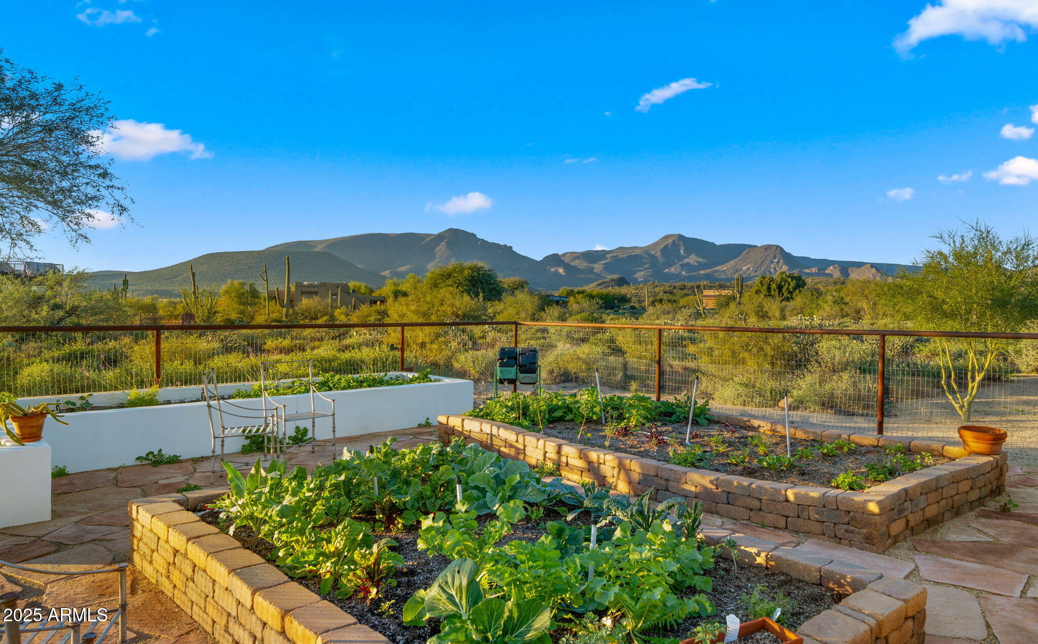 5910 E Cielo Run S S